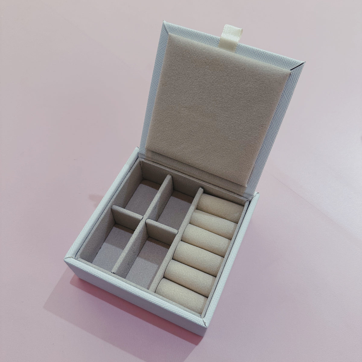 Bedside Jewelry Box – Kaleido