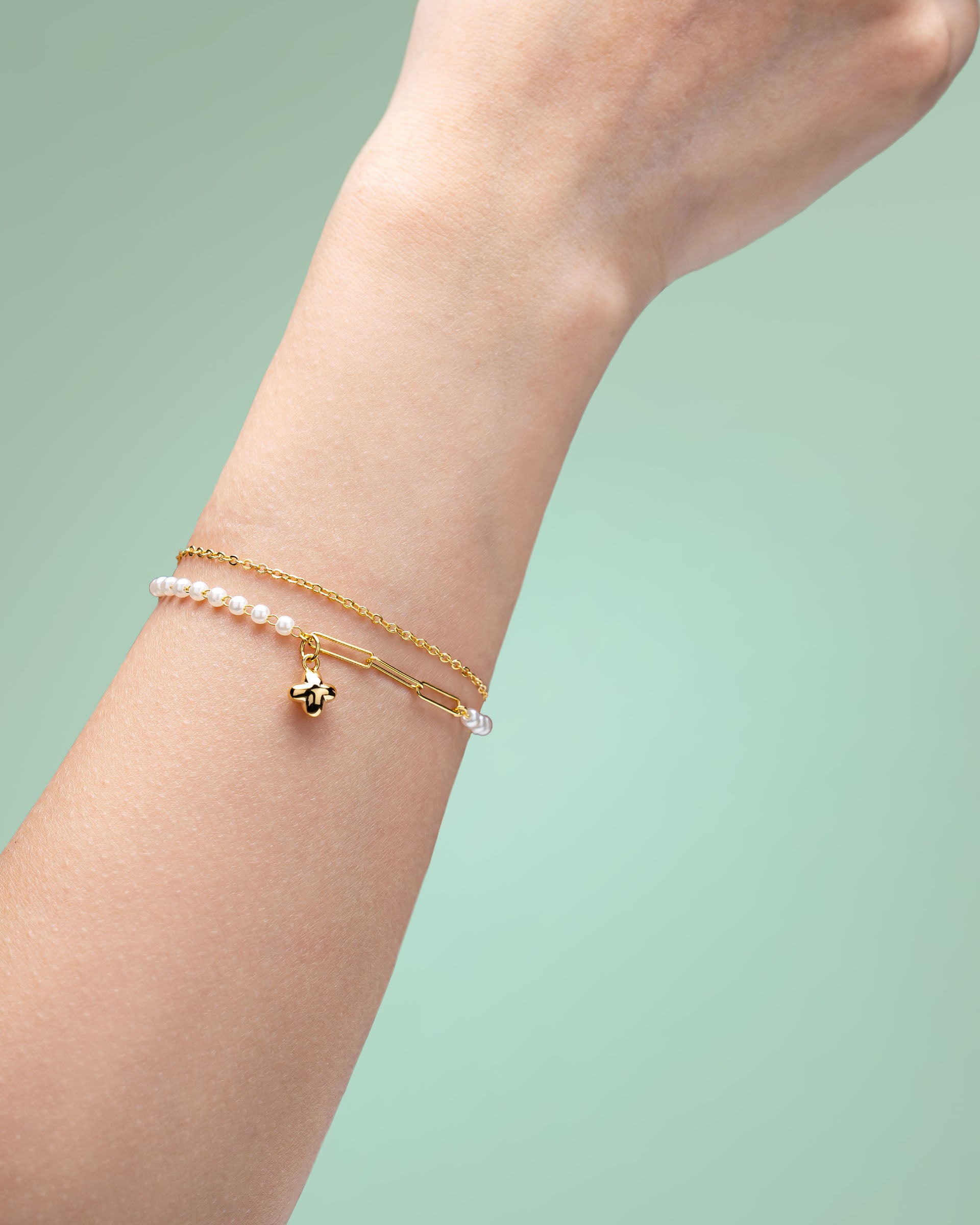 Anabel Clover Layered Bracelet in Gold