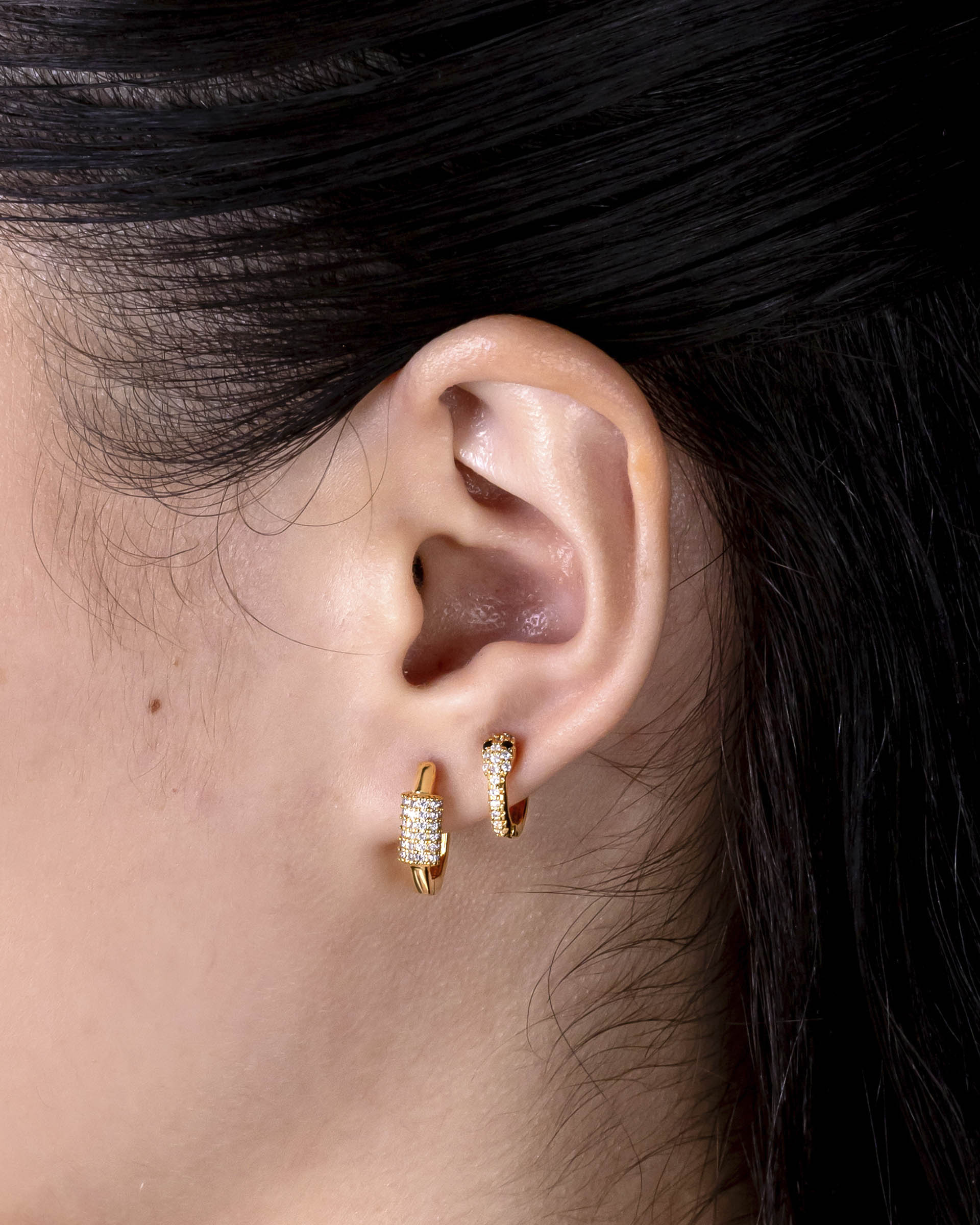Joslyn Hoop Earrings in Gold