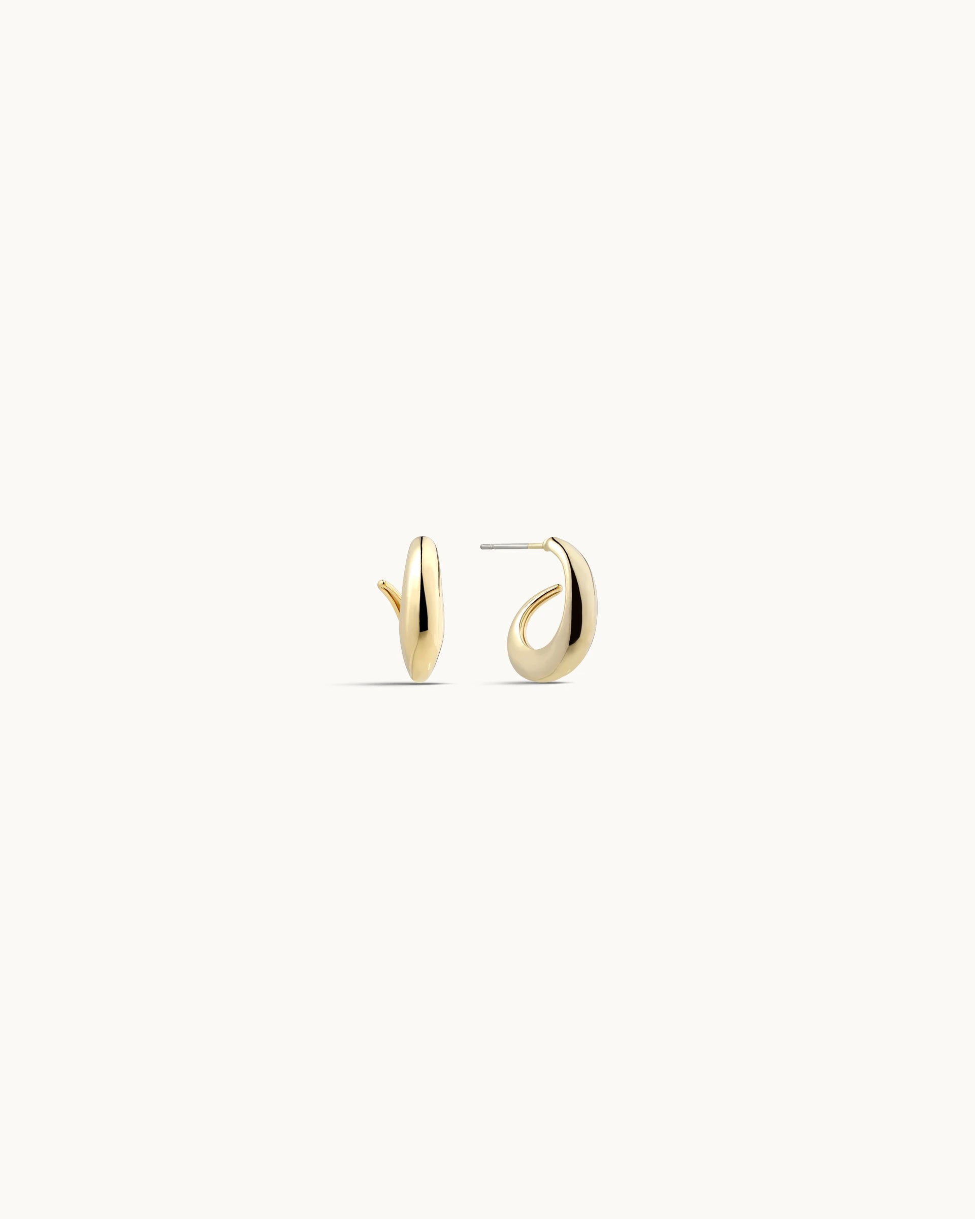 Leandra Studs Earrings in Gold