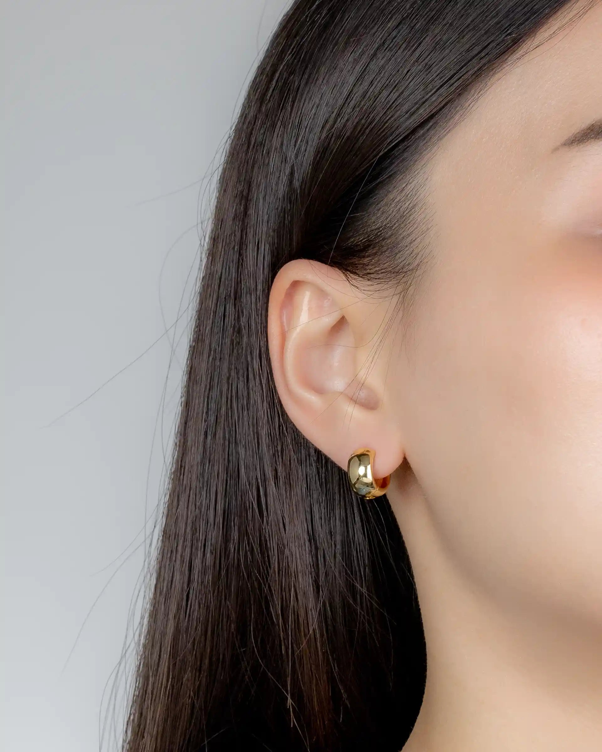 Stephany Huggie Earrings in Gold