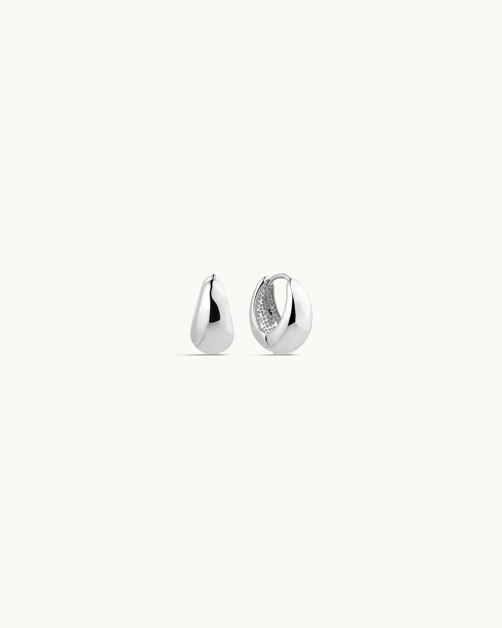 Amira Hoop Earrings in Silver