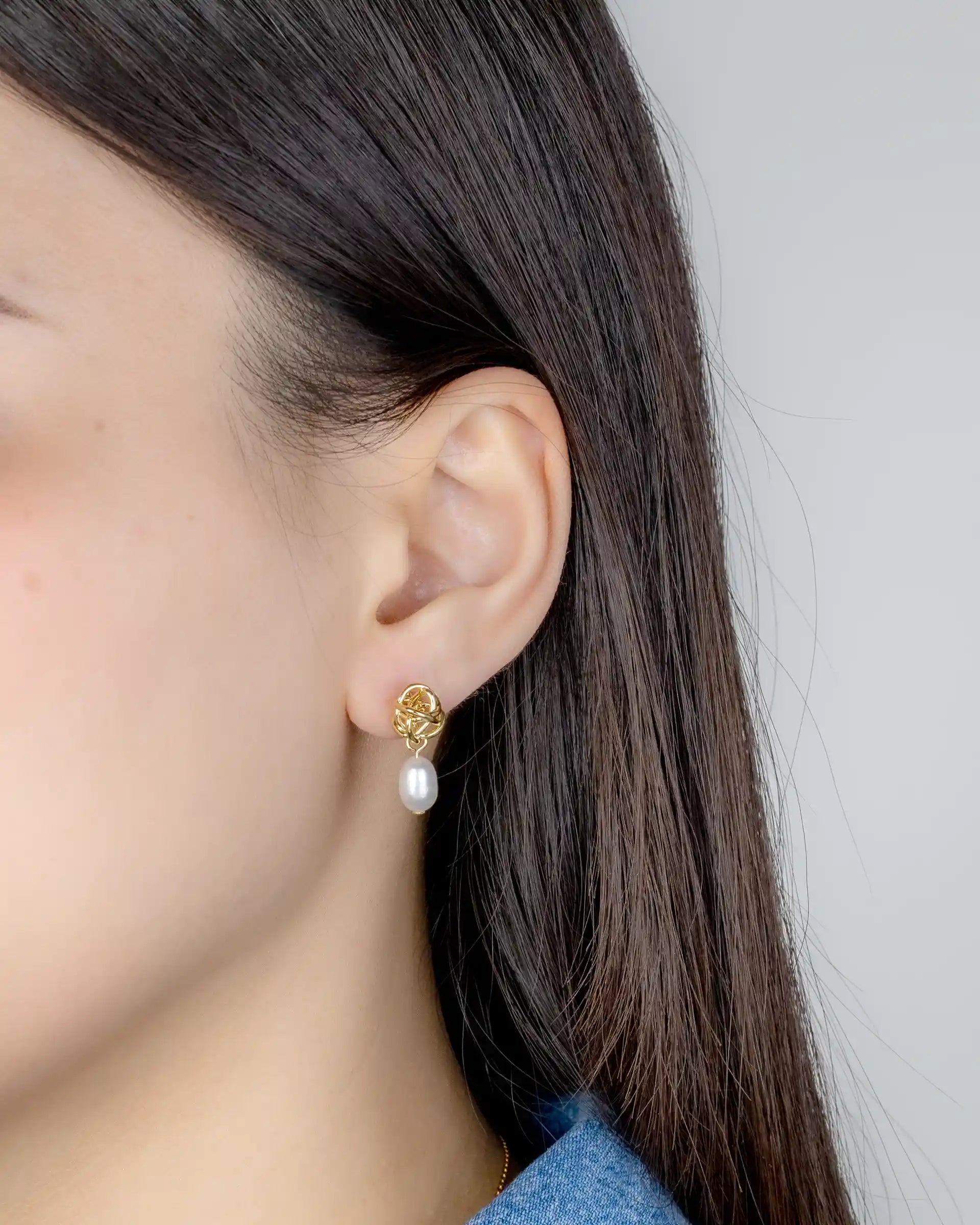 Josephina Pearl Drop Earrings in Gold