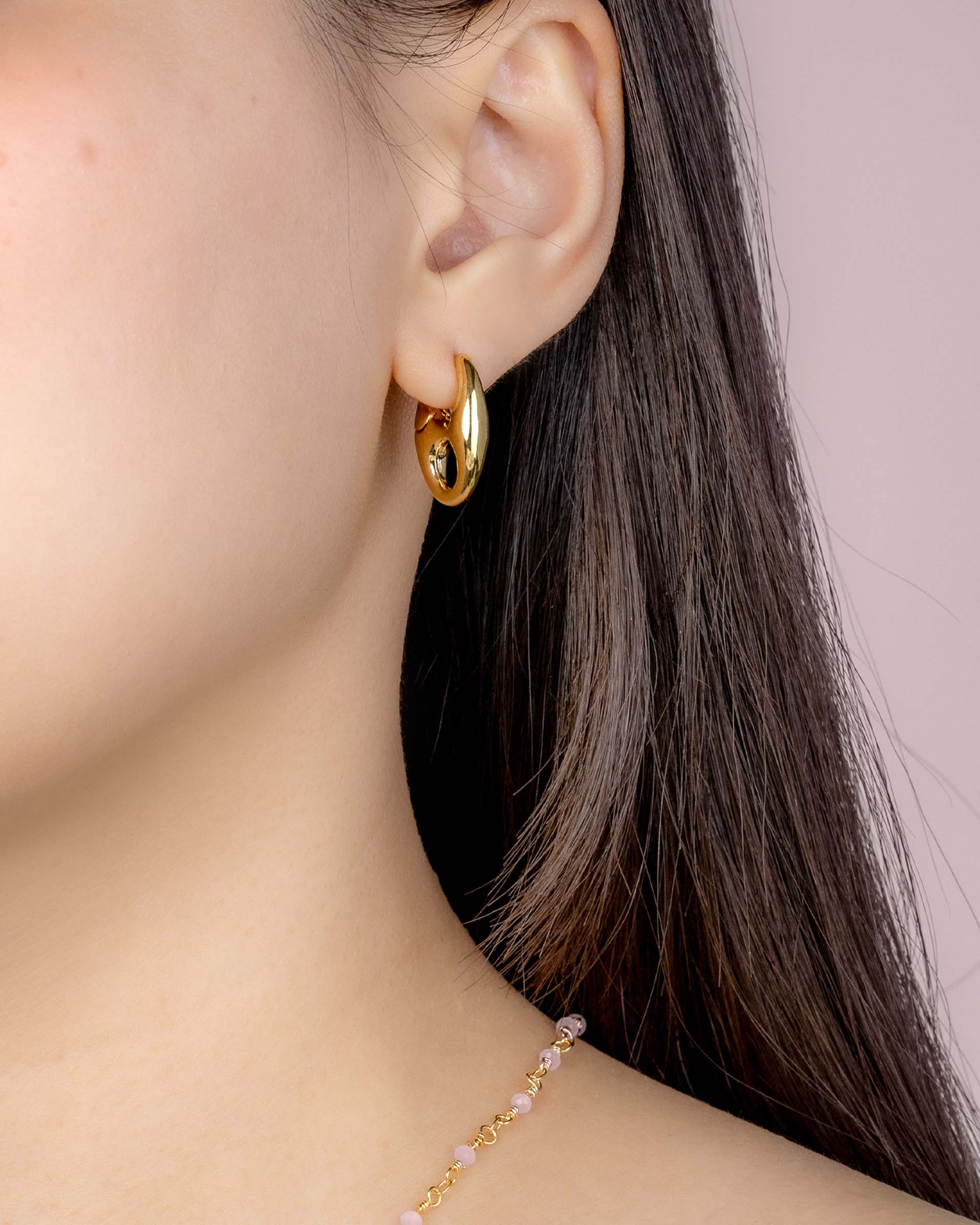 Bonita Oval Huggie Earrings in Gold
