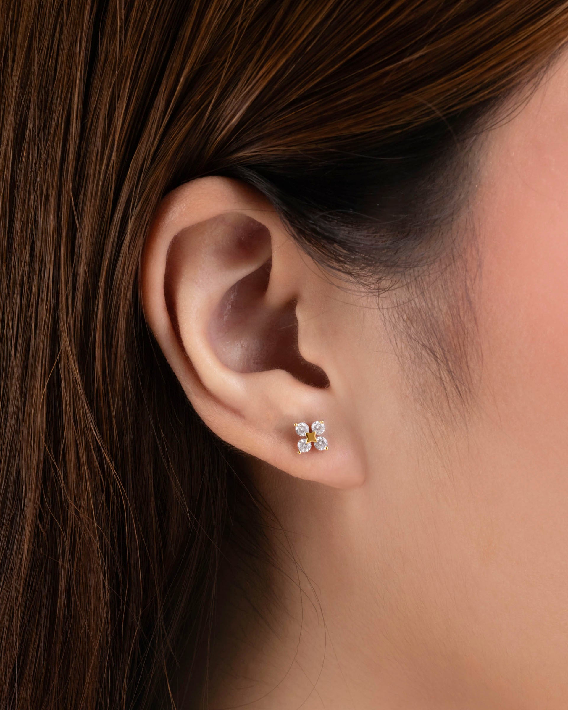 Esmeralda Stud Earrings in Gold
