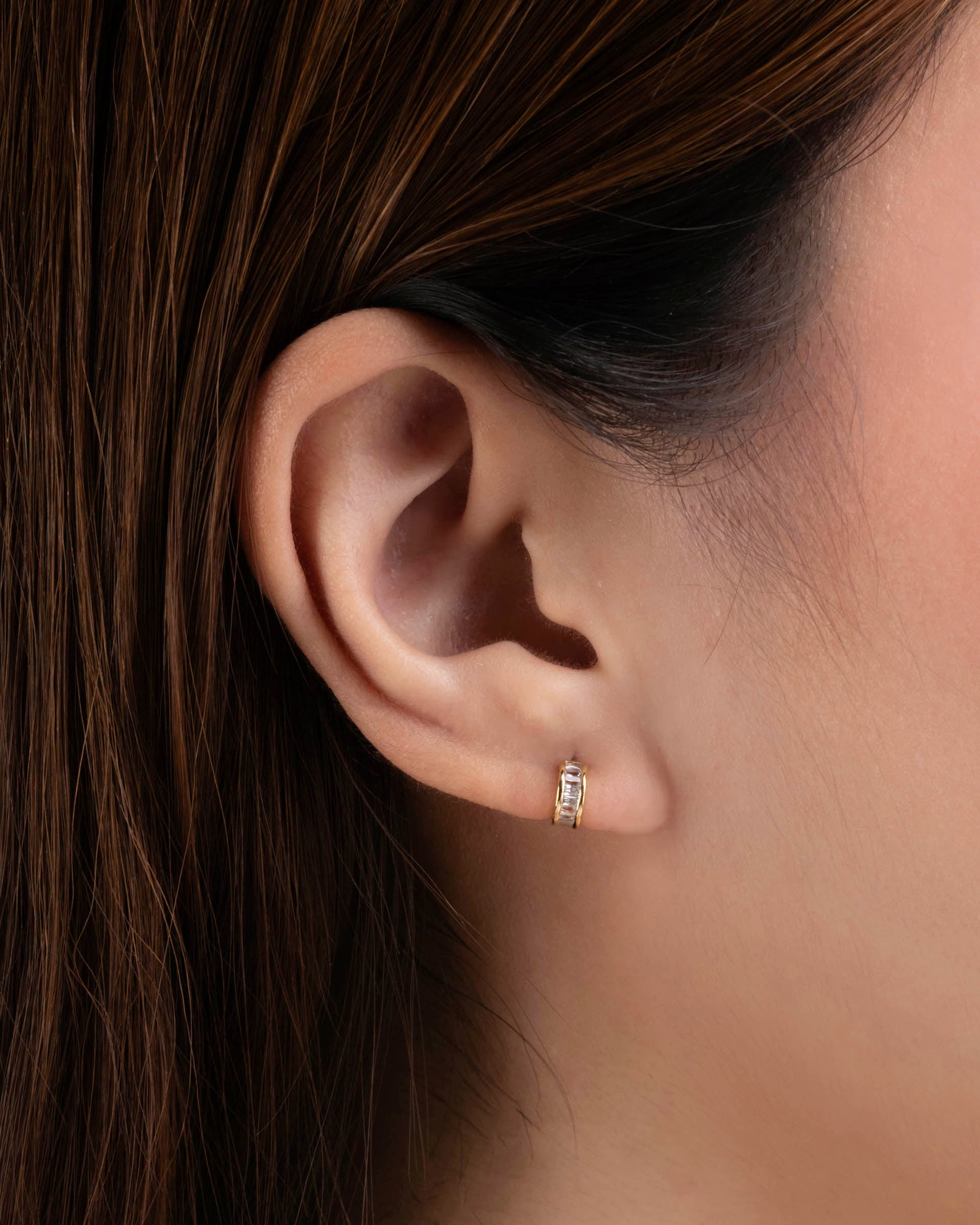 Elia Stud Earrings in Gold