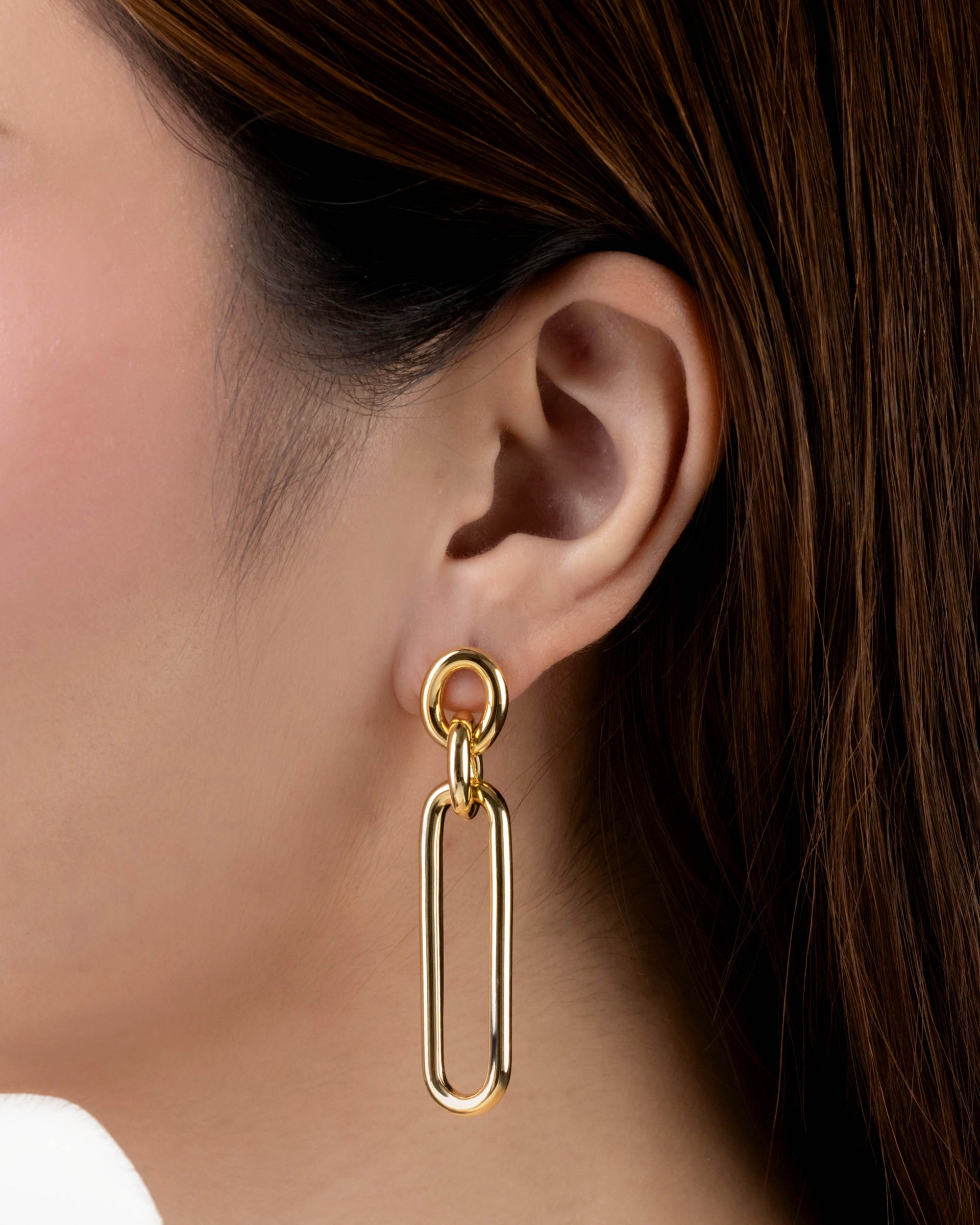 Raelynn Dangling Earrings in Gold