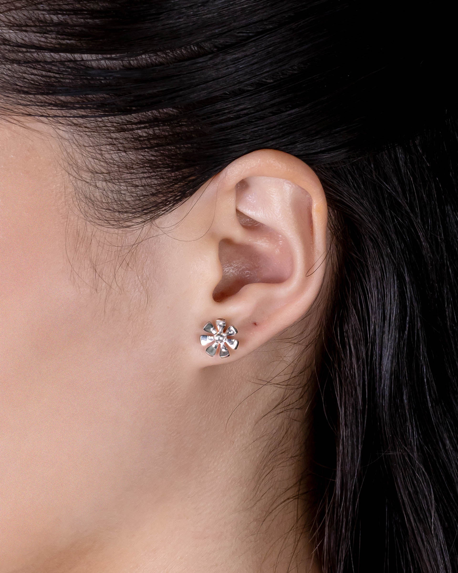 Carolina Stud Earrings in Silver