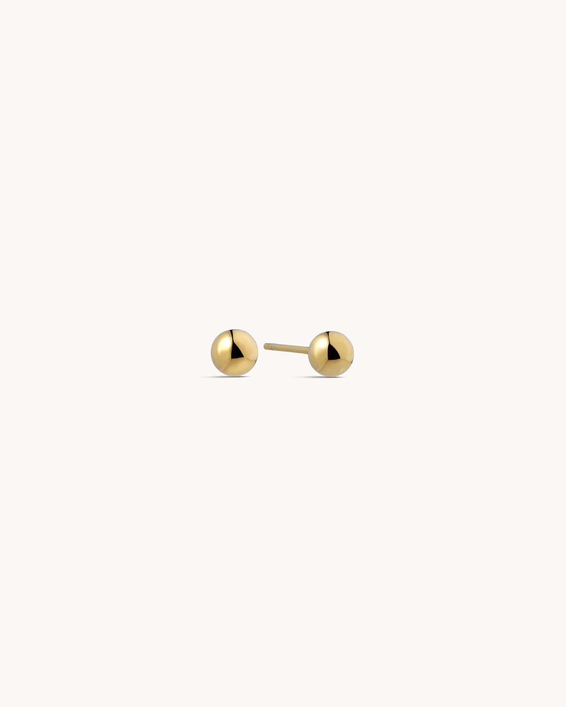 Rowan Stud Earrings in Gold - 5mm