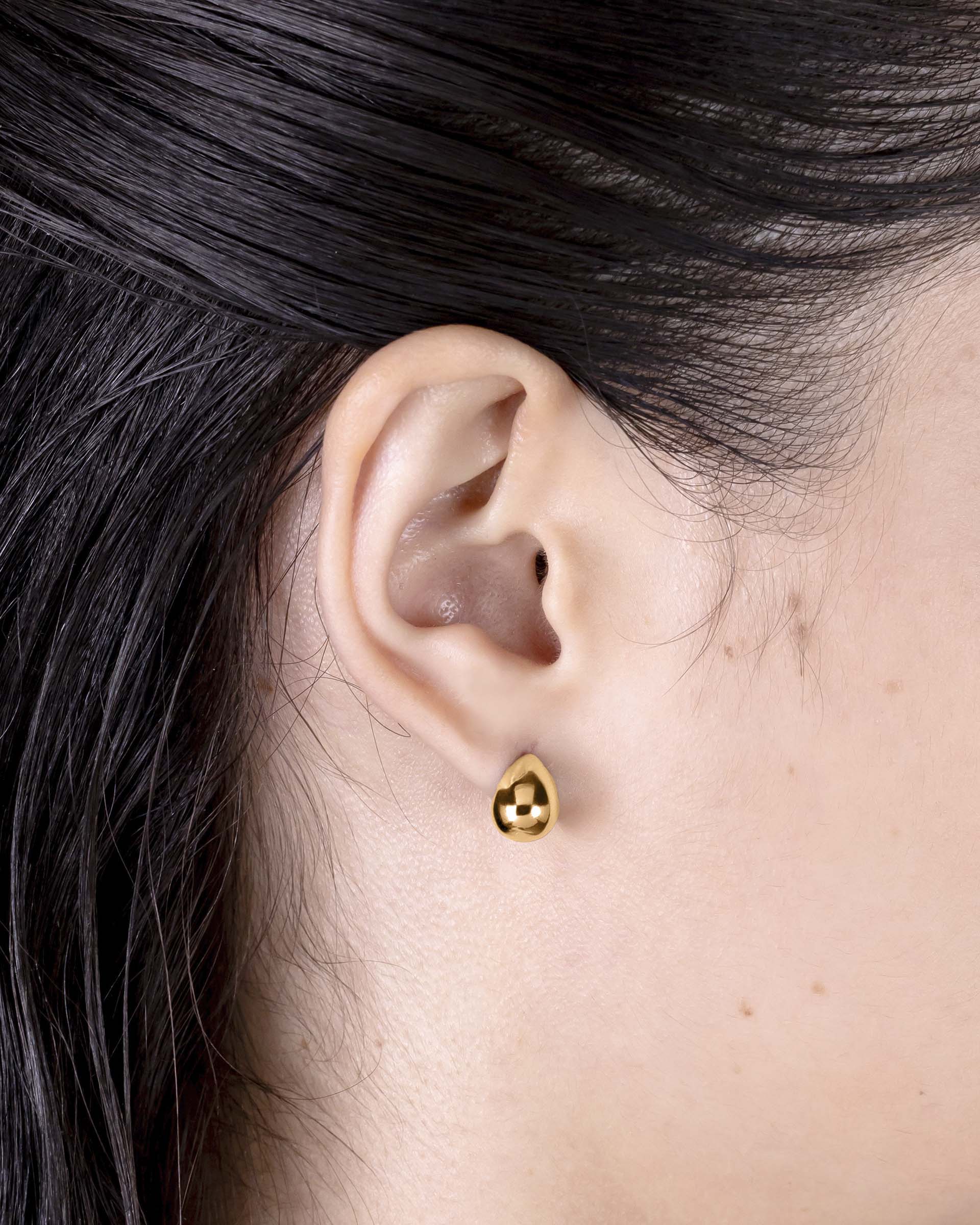 Lara Teardrop Stud Earrings in Gold