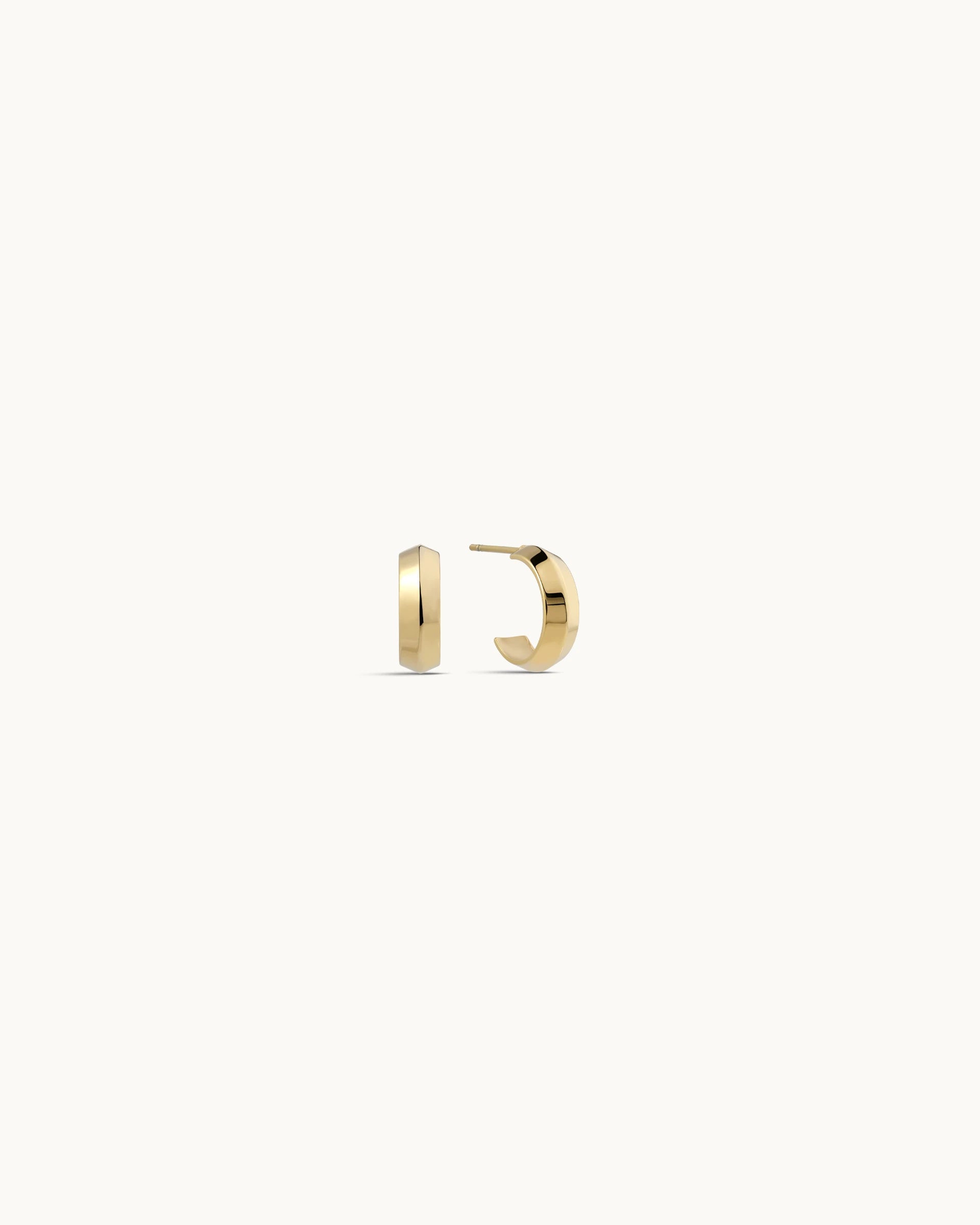 Lina Hoop Earrings in Gold