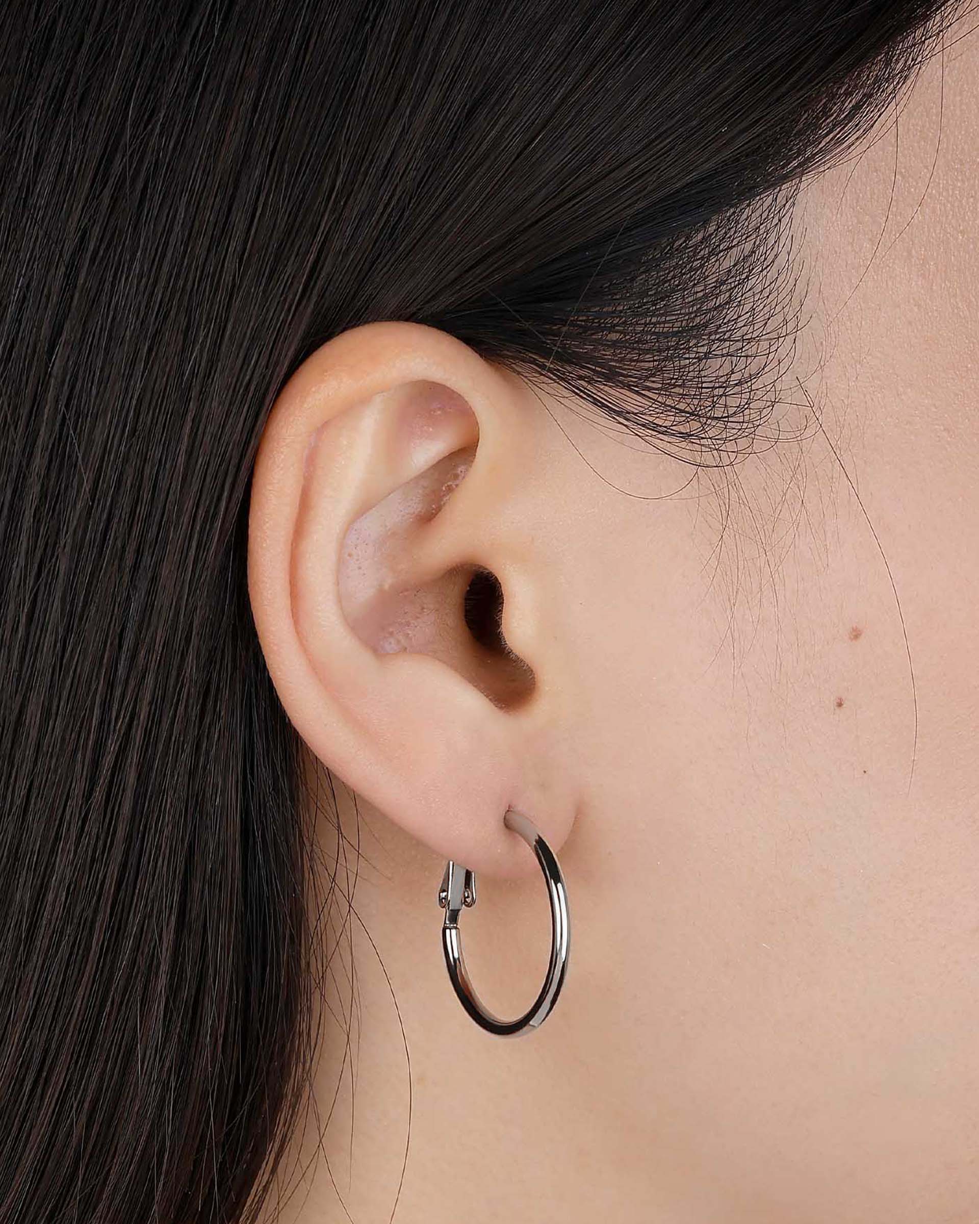Jannie Hoop Earrings in Silver - S