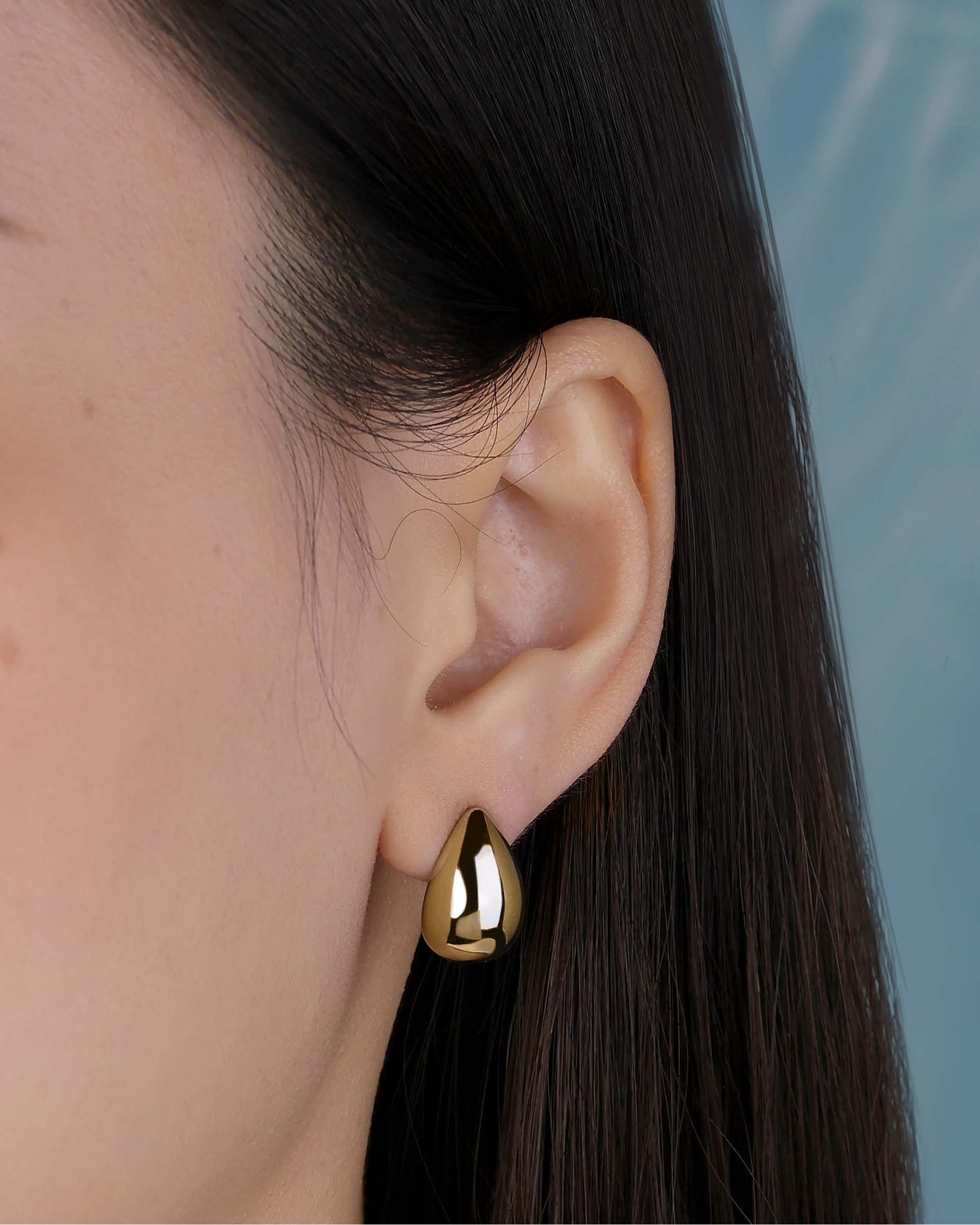 Marlene Teardrop Stud Earrings in Gold