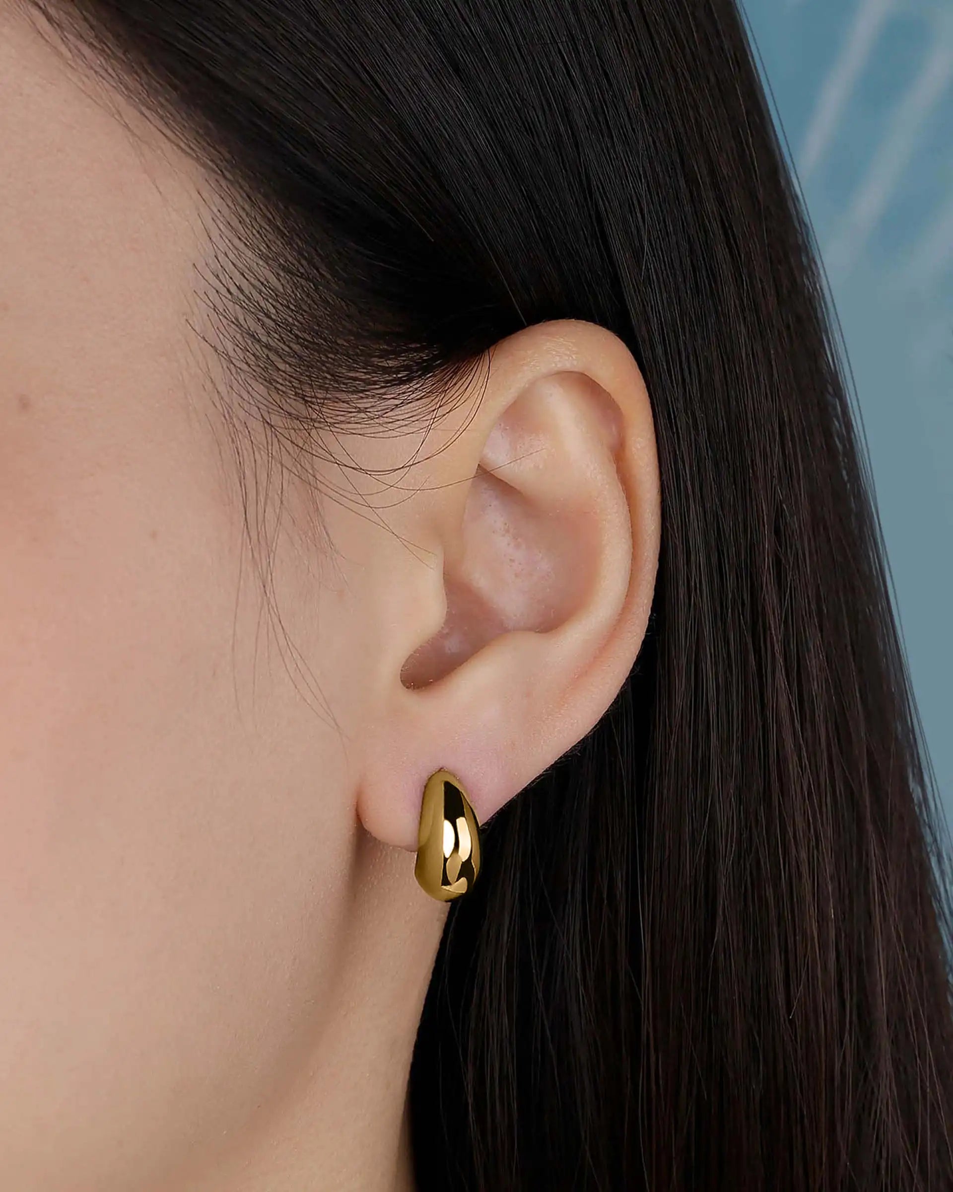 Clarissa Teardrop Stud Earrings in Gold