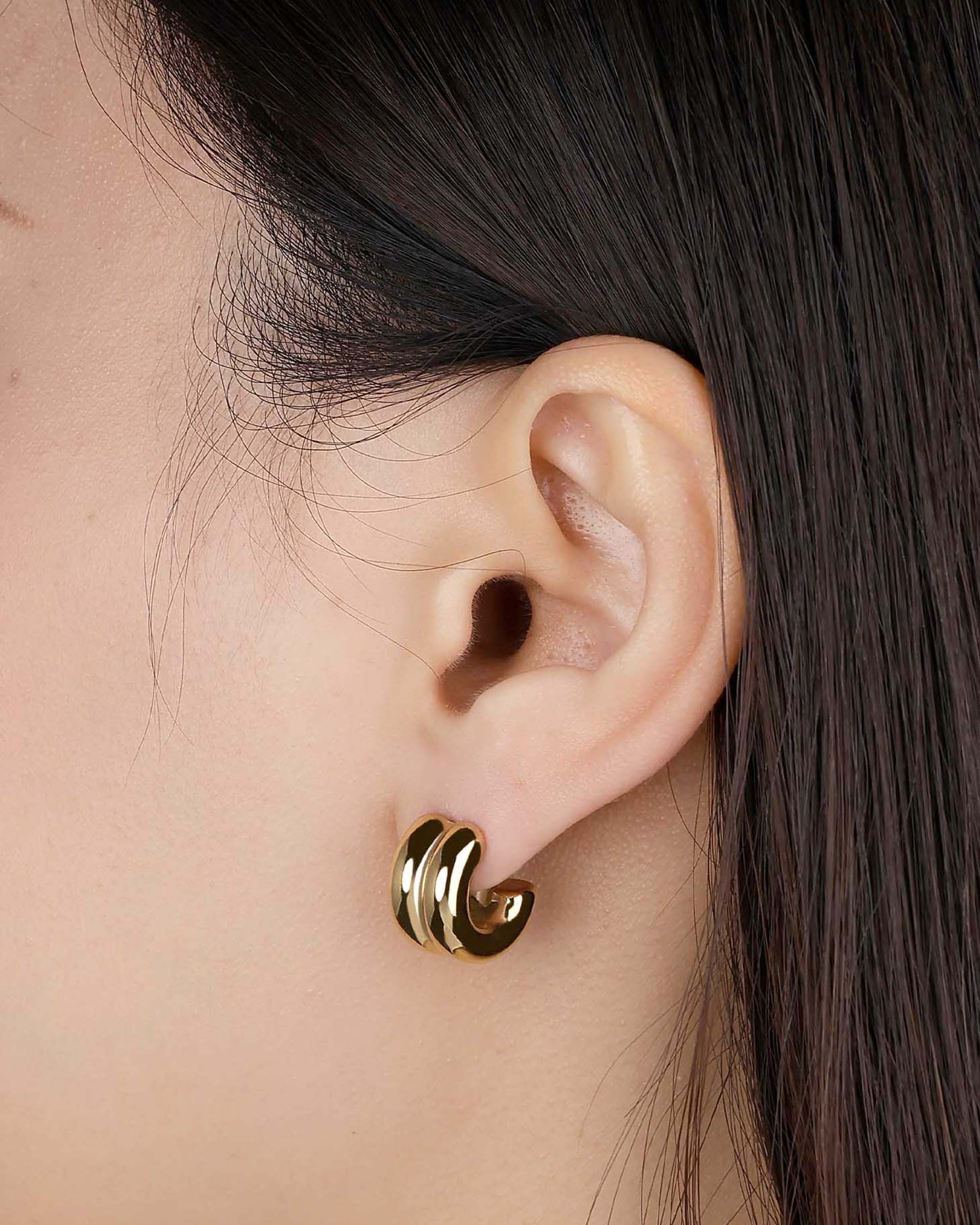 Laura Huggie Earrings in Gold