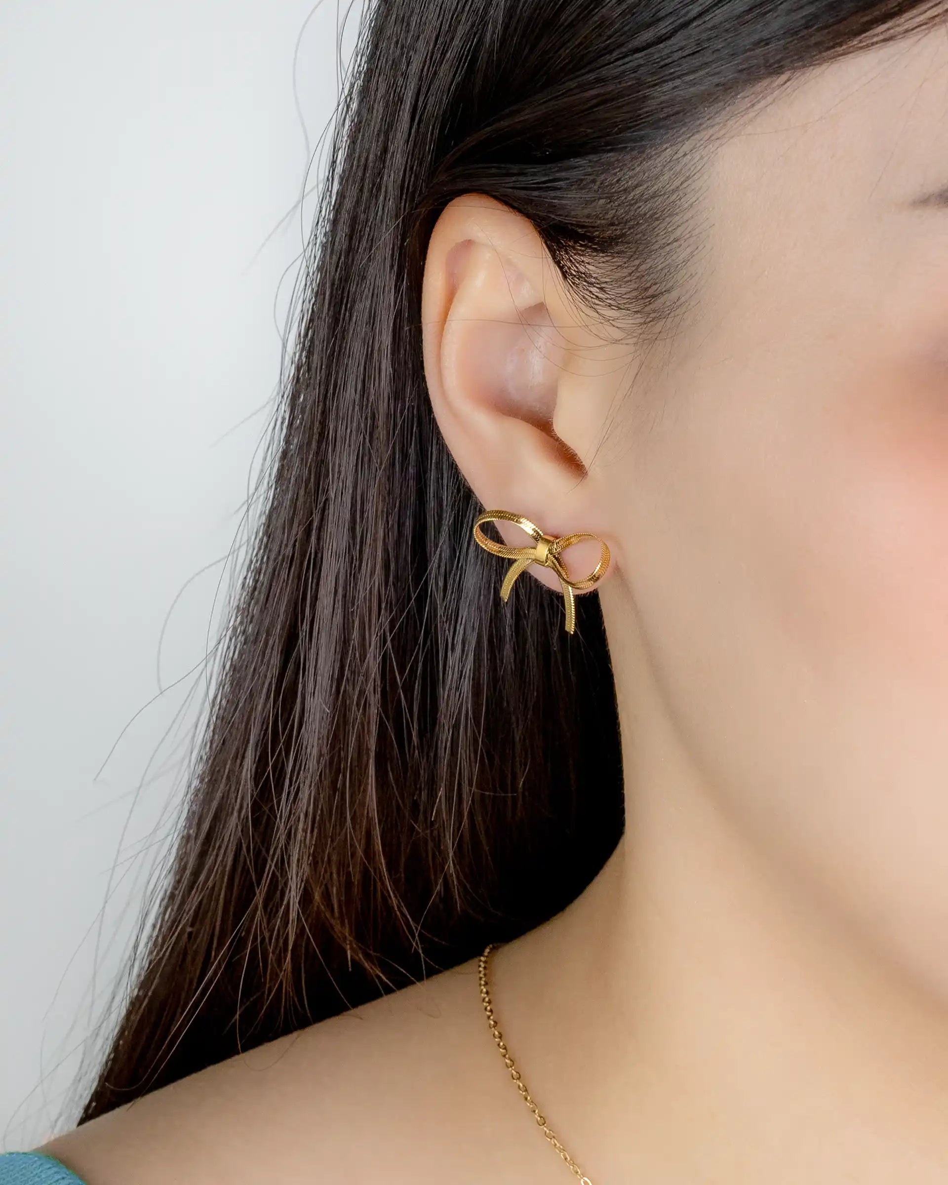 Anita Bow Stud Earrings in Gold