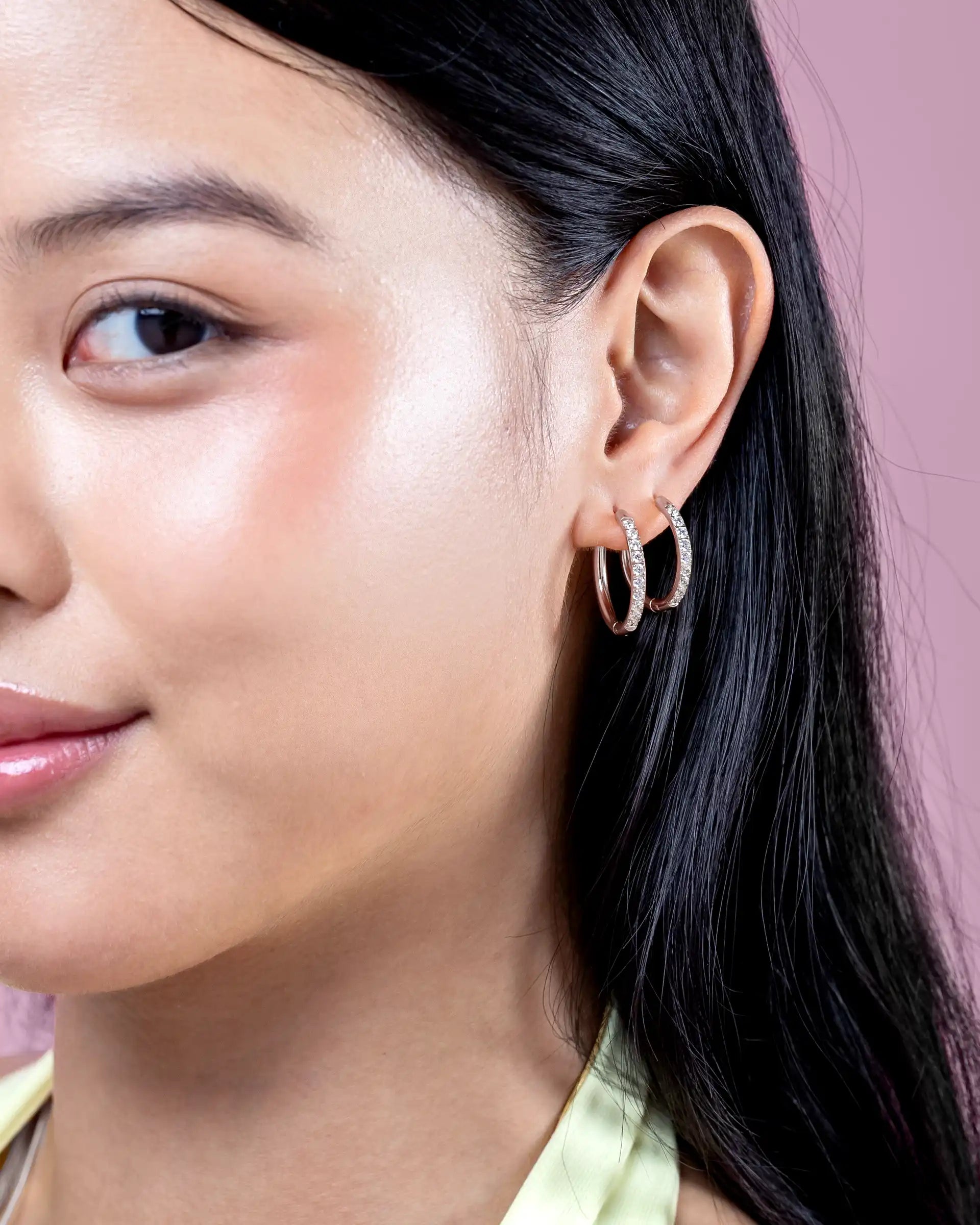 Evon Pavé Hoop Earrings in Silver - L