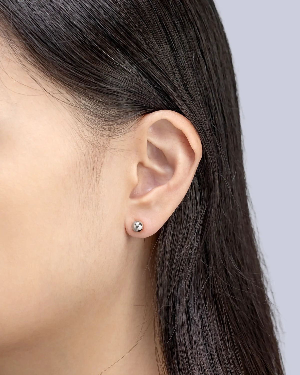 Rowan Stud Earrings in Silver - 6mm
