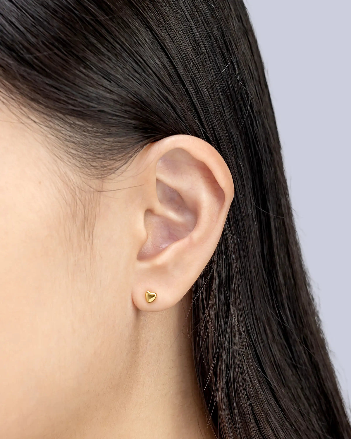 Naya Petite Heart Stud Earrings in Gold