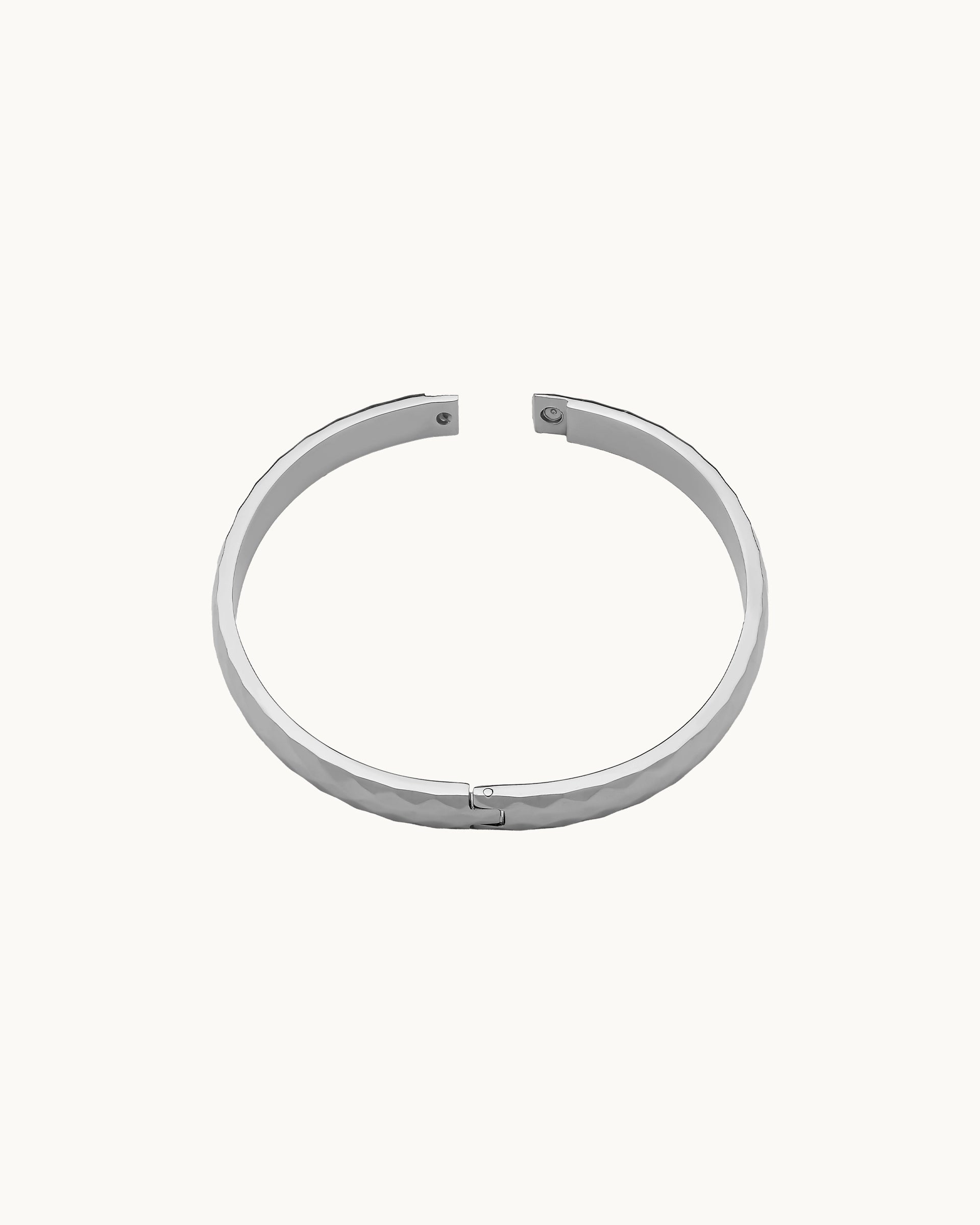 Roberta Faceted Bangle in Silver - S
