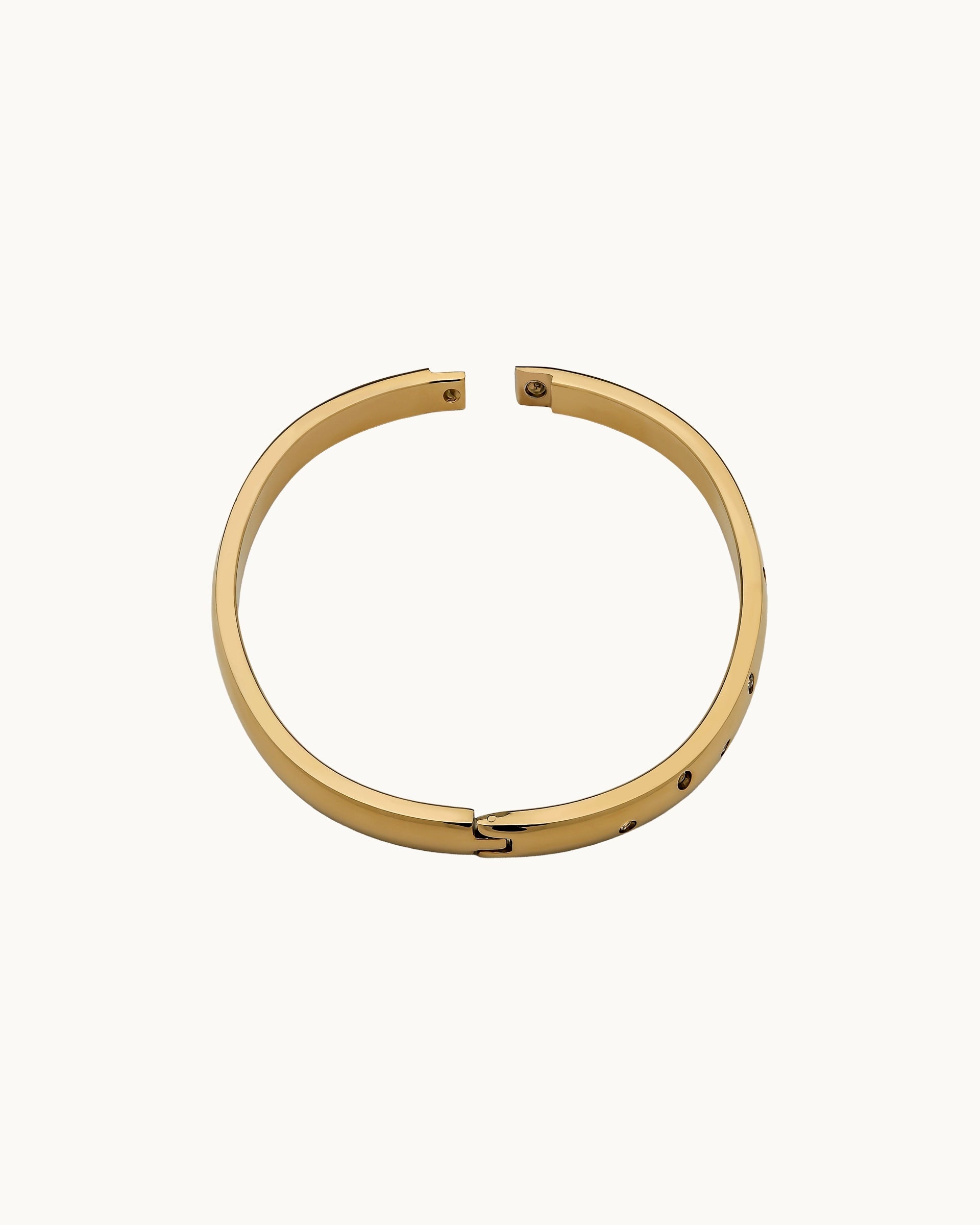 Vera Sparkle Bangle in Gold