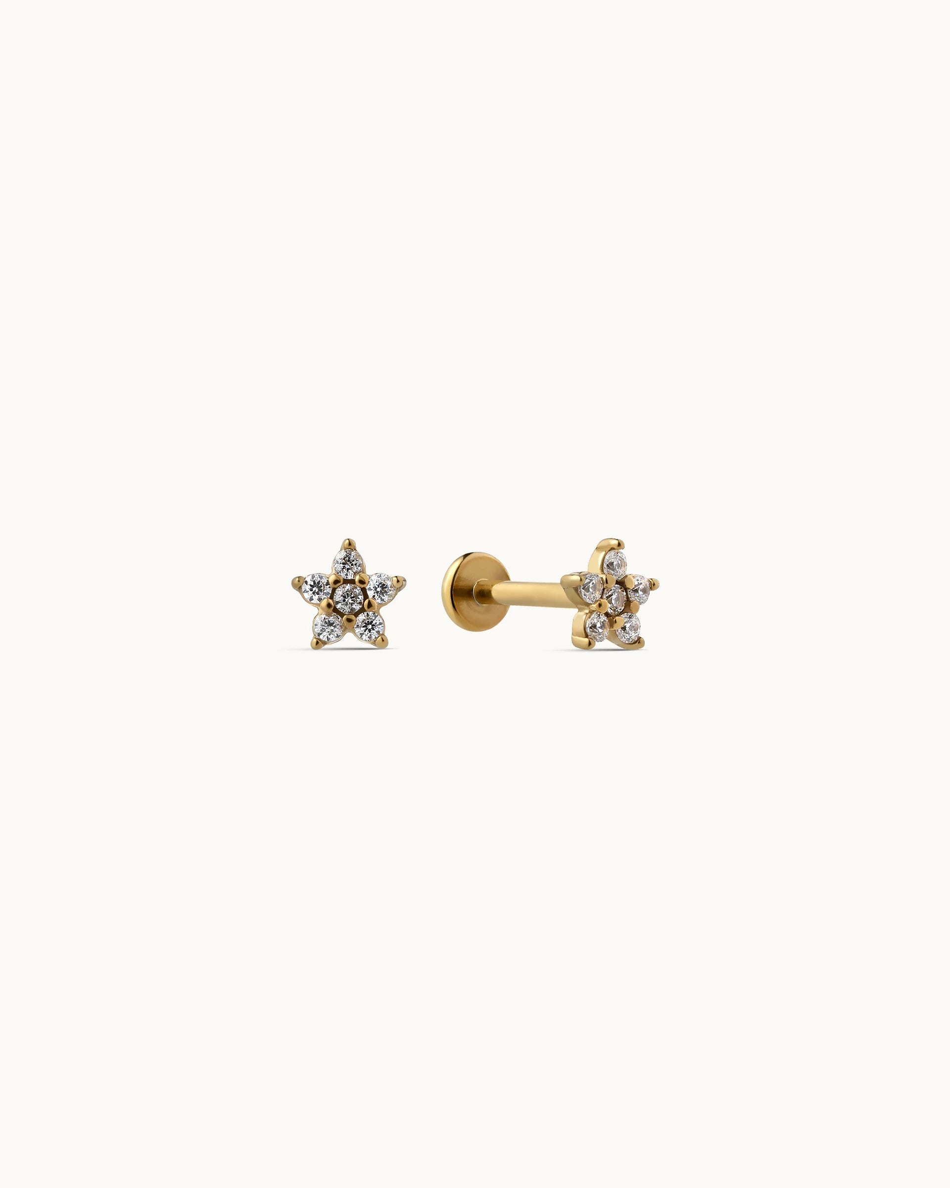 Beatriz Star Flatback Earrings in Gold