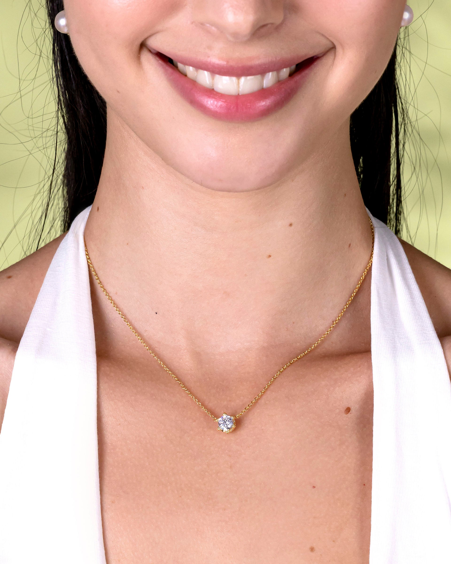 Seliora Solitaire Necklace in Gold