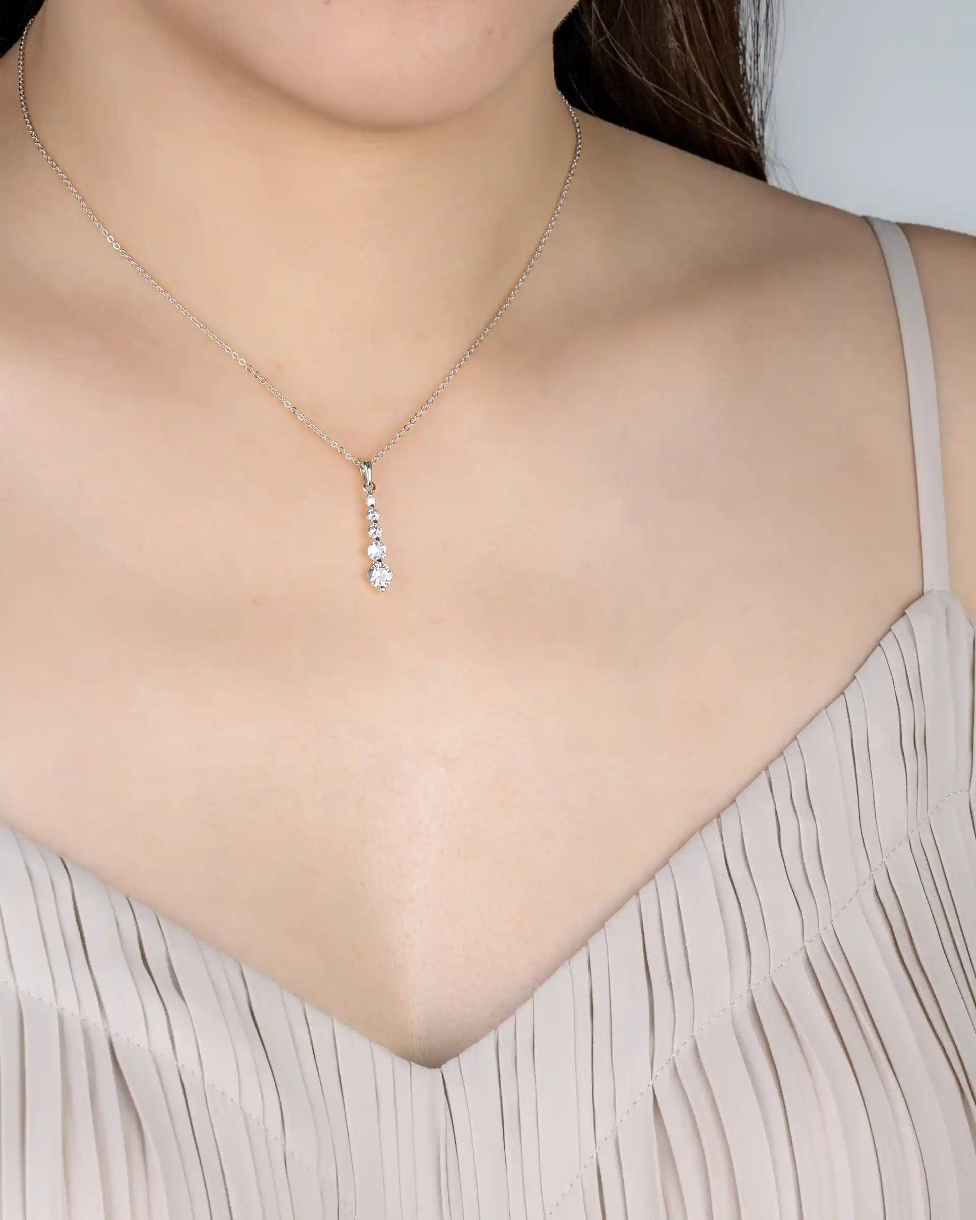 Katina Shimmer Necklace in Silver