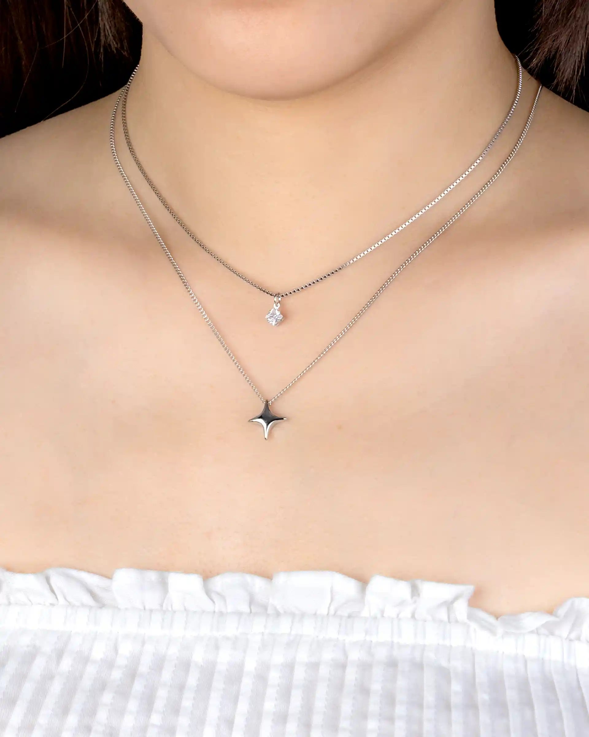 Elvia Layered Star Necklace in Silver