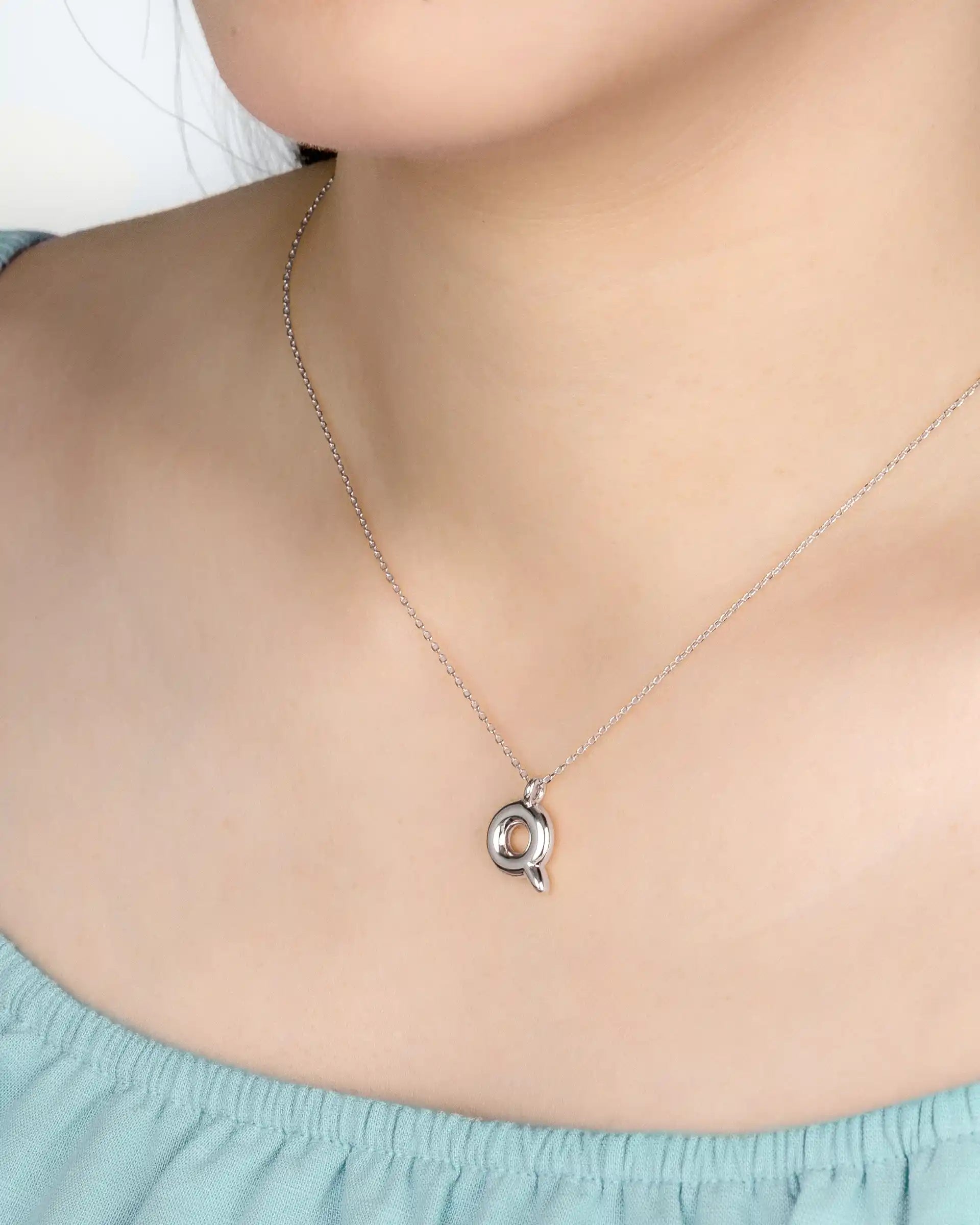Mini Bubble Initial 'Q' Necklace in Silver