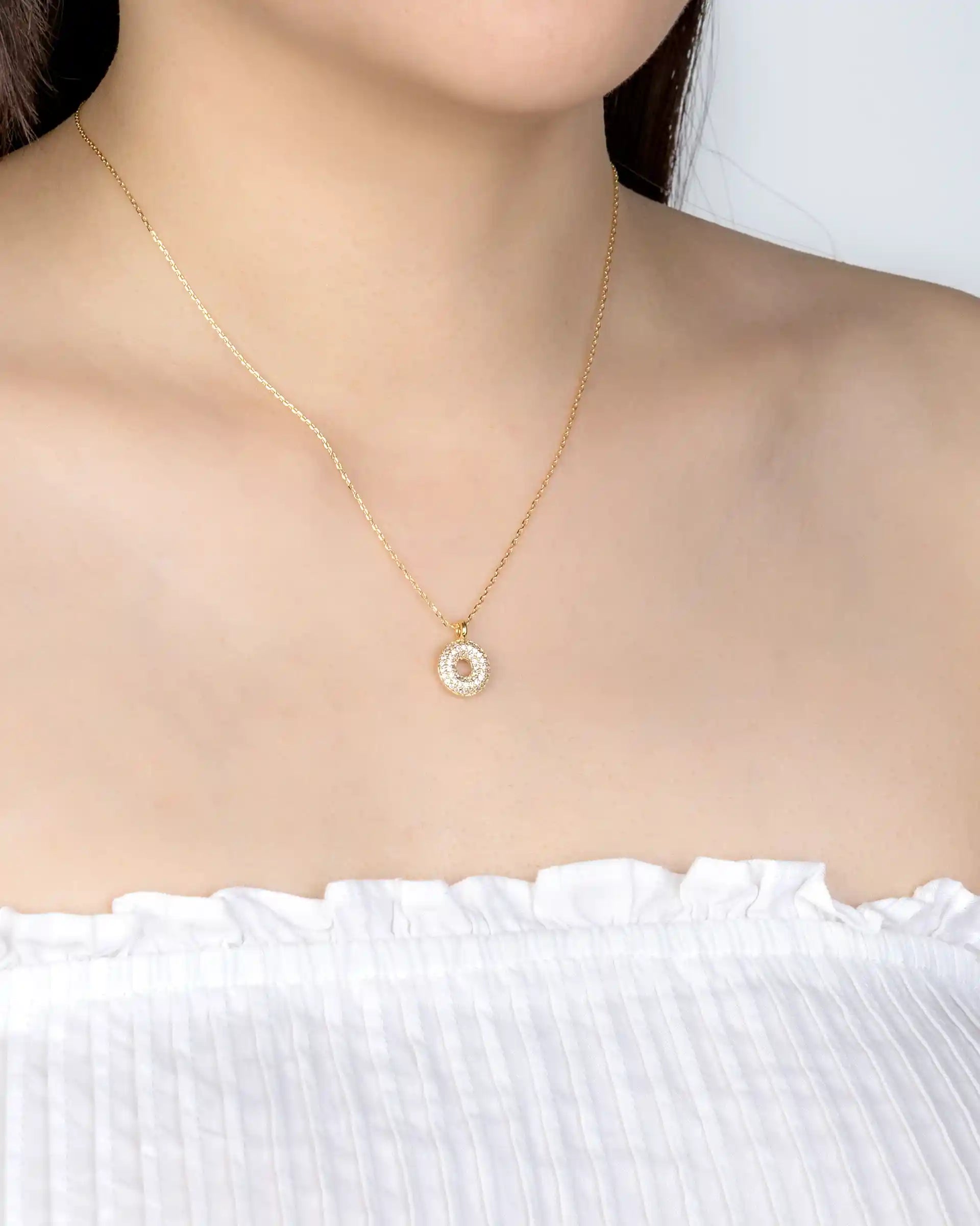 Mini Pavé Bubble Initial 'O' Necklace in Gold