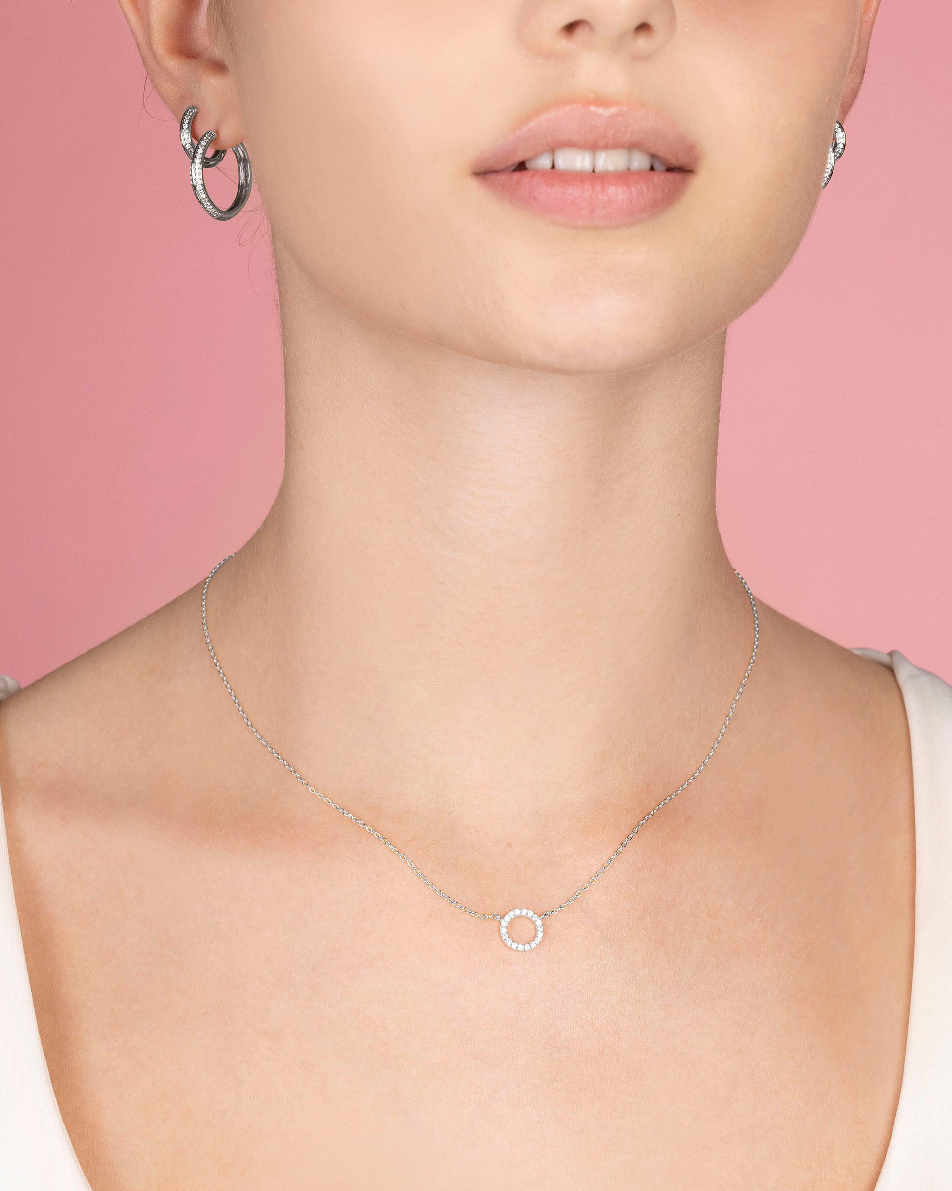 Carrie Halo Necklace in Silver