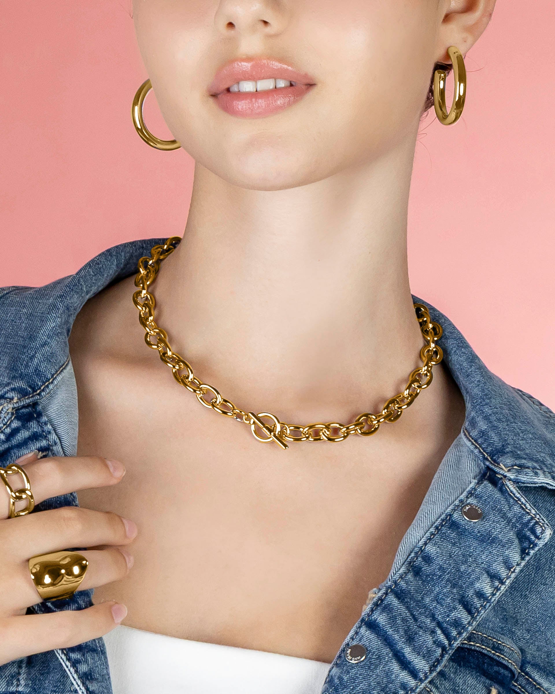 Lizeth Chain Necklace in Gold