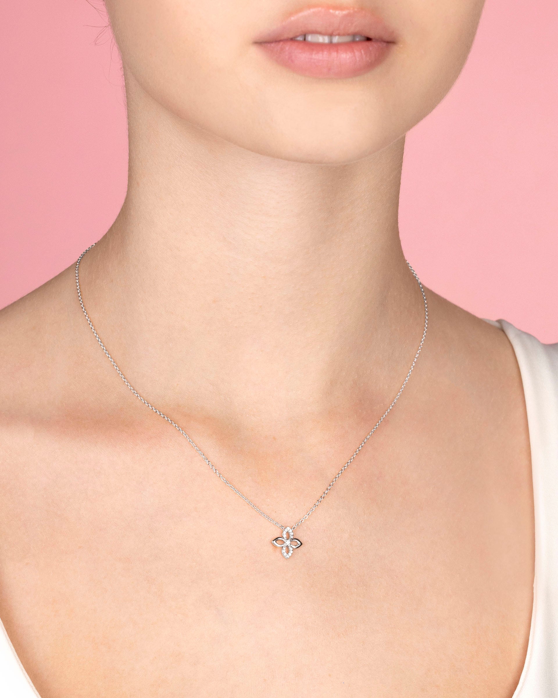 Alyvia Floral Necklace in Silver