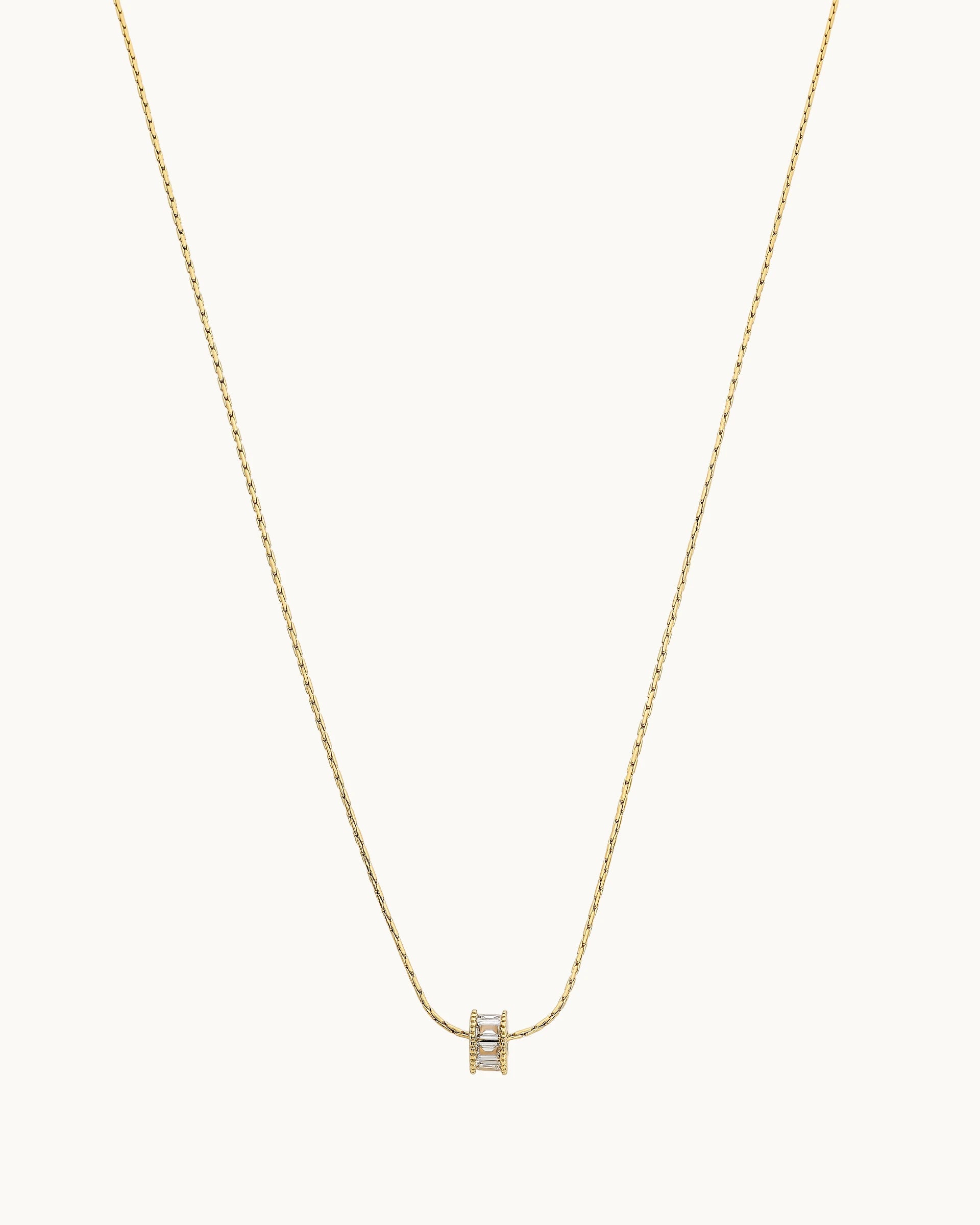 Jacqueline Barrel Necklace in Gold
