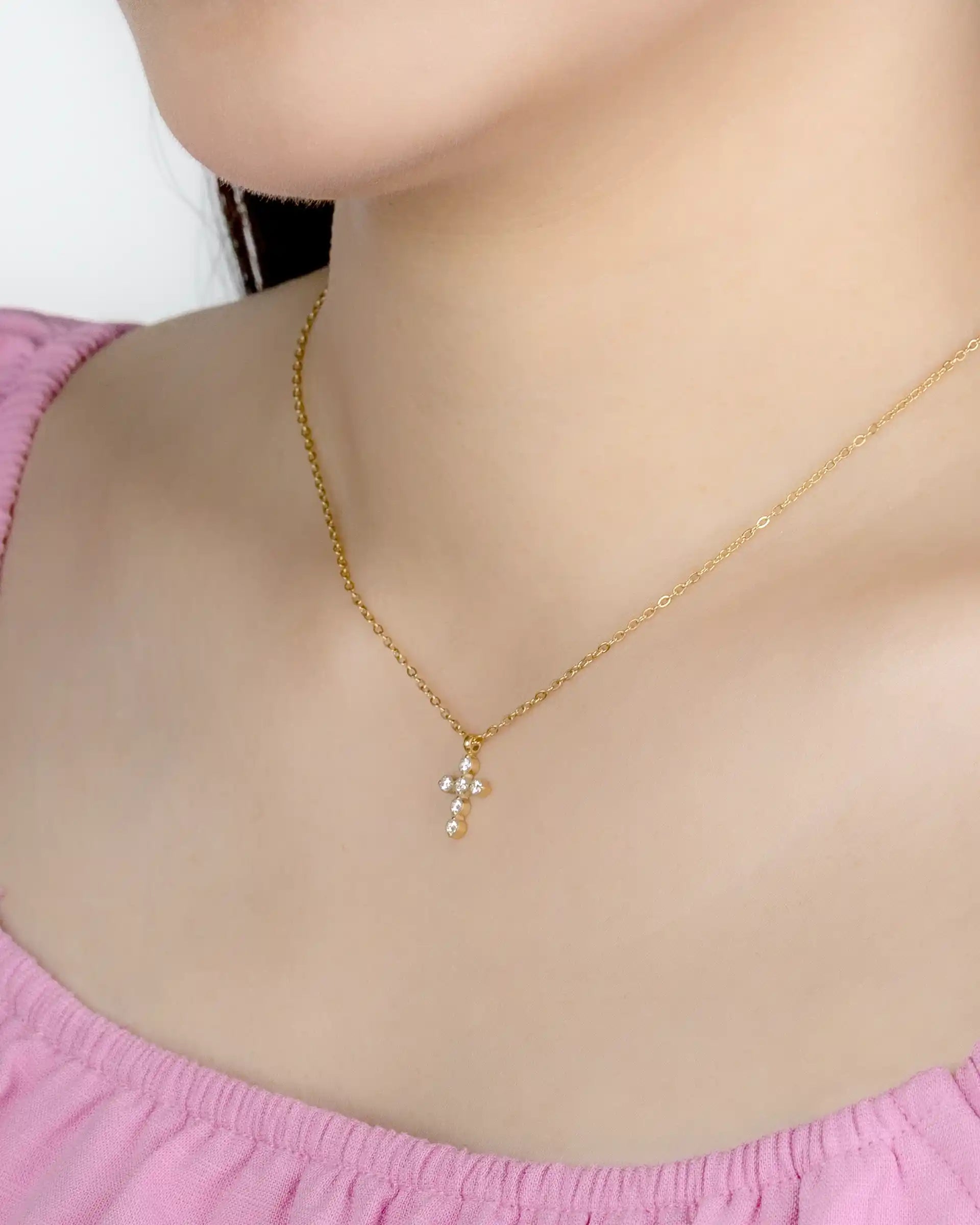 Marcia Cross Necklace in Gold