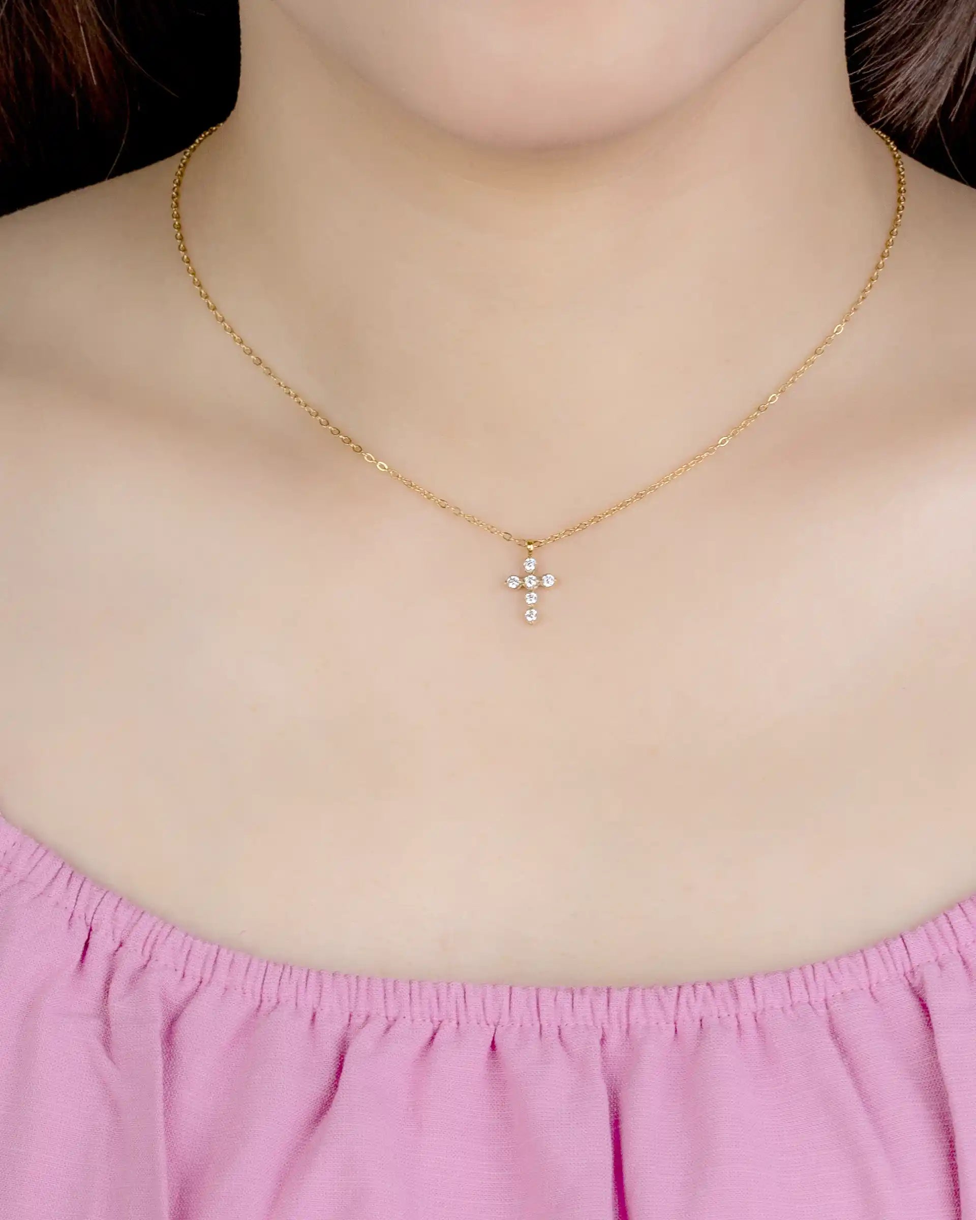 Marcia Cross Necklace in Gold