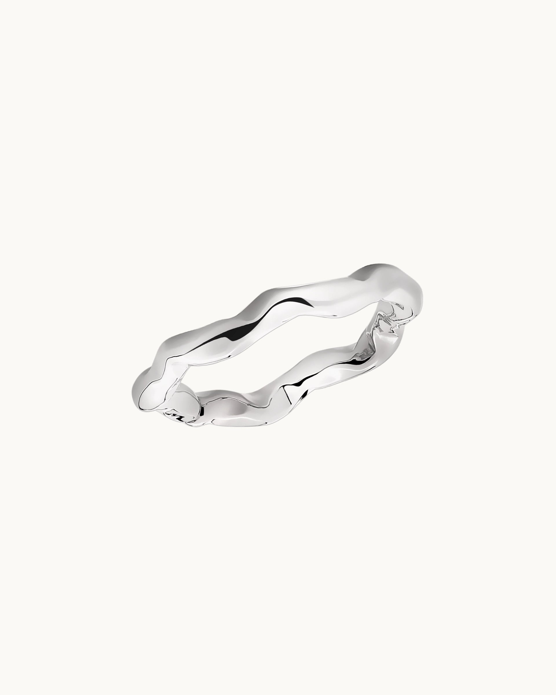 Lilia Ring in Silver
