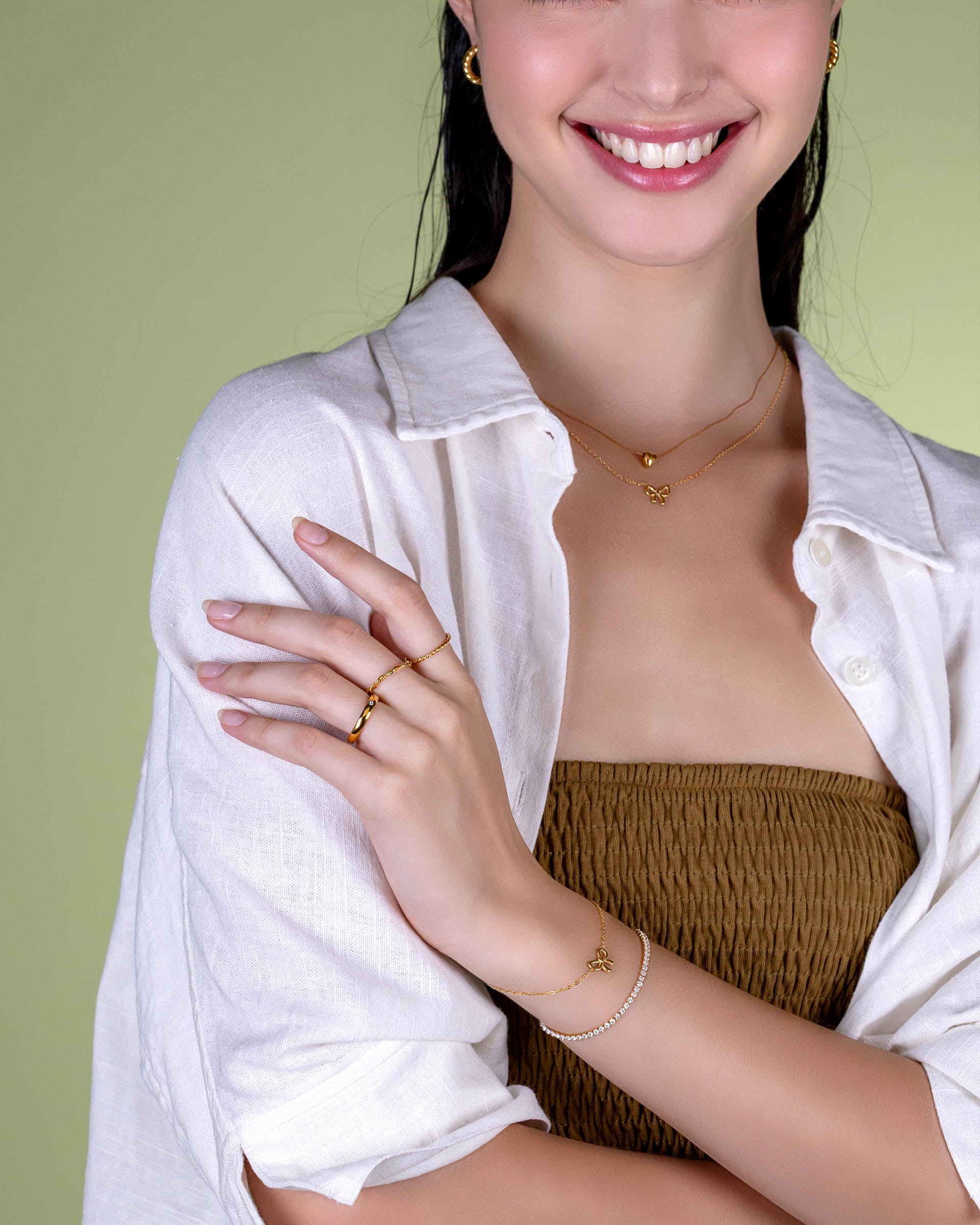 Alexus Band Ring in Gold