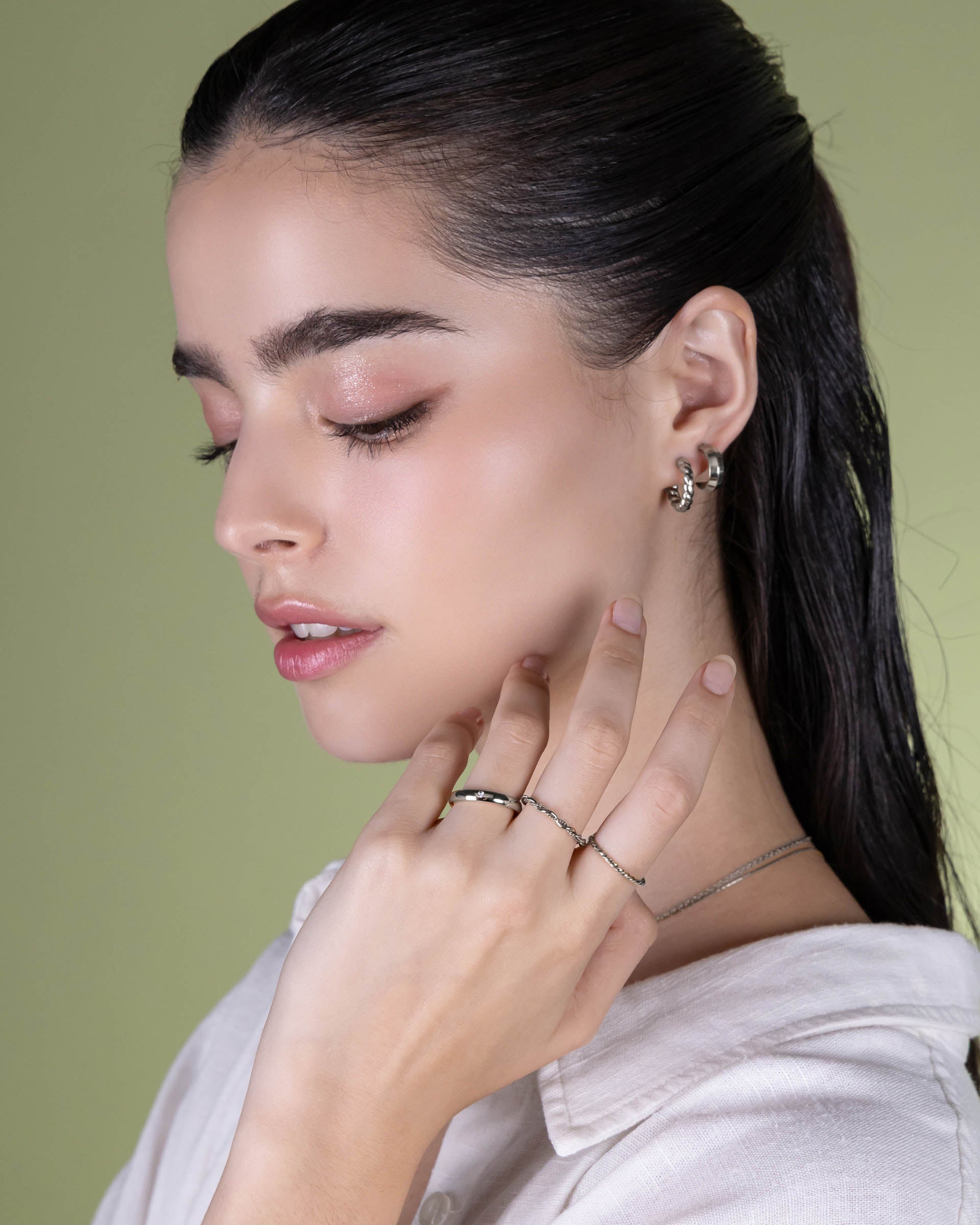Alexus Minimalist Band Ring in Silver