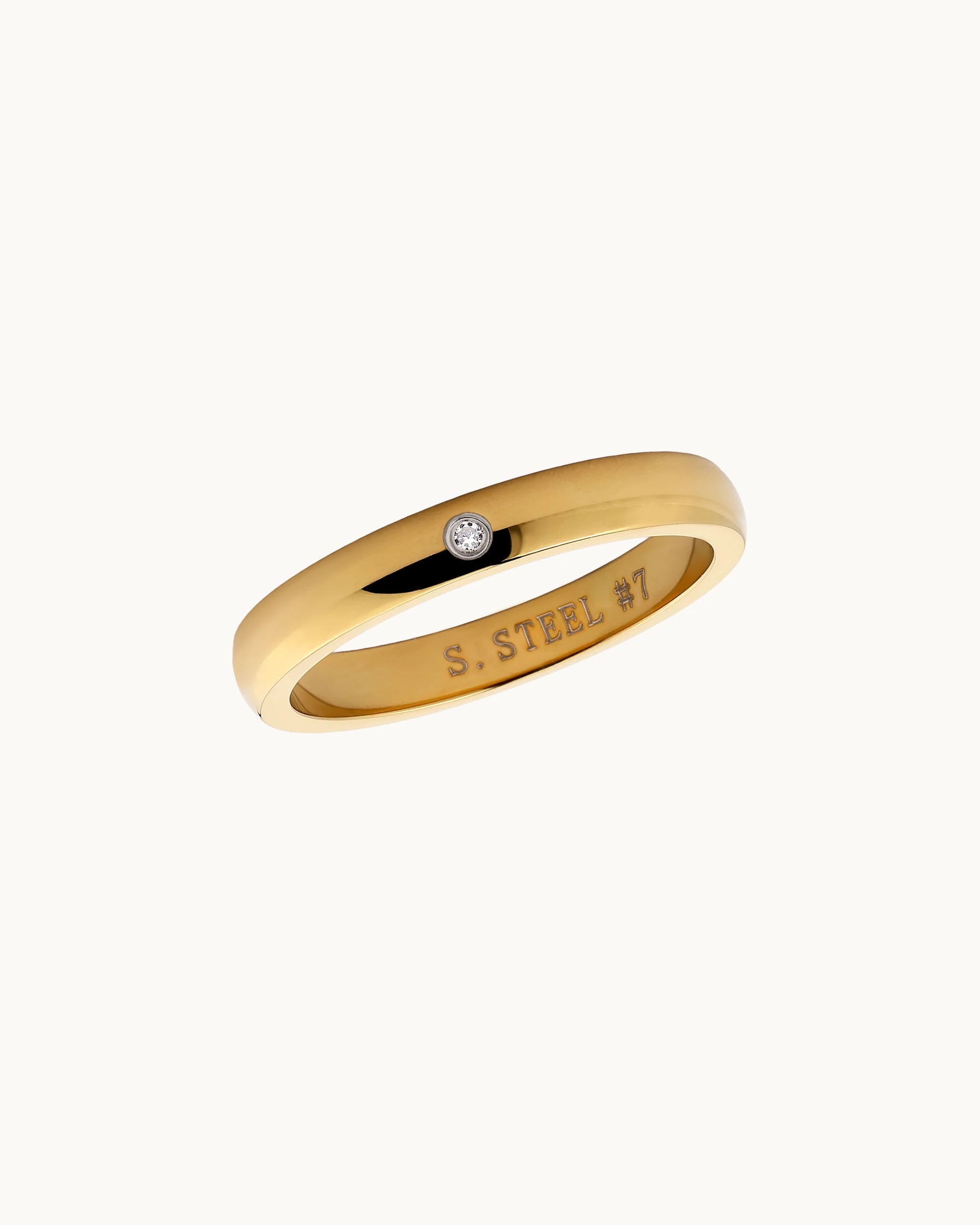 Alexus Band Ring in Gold