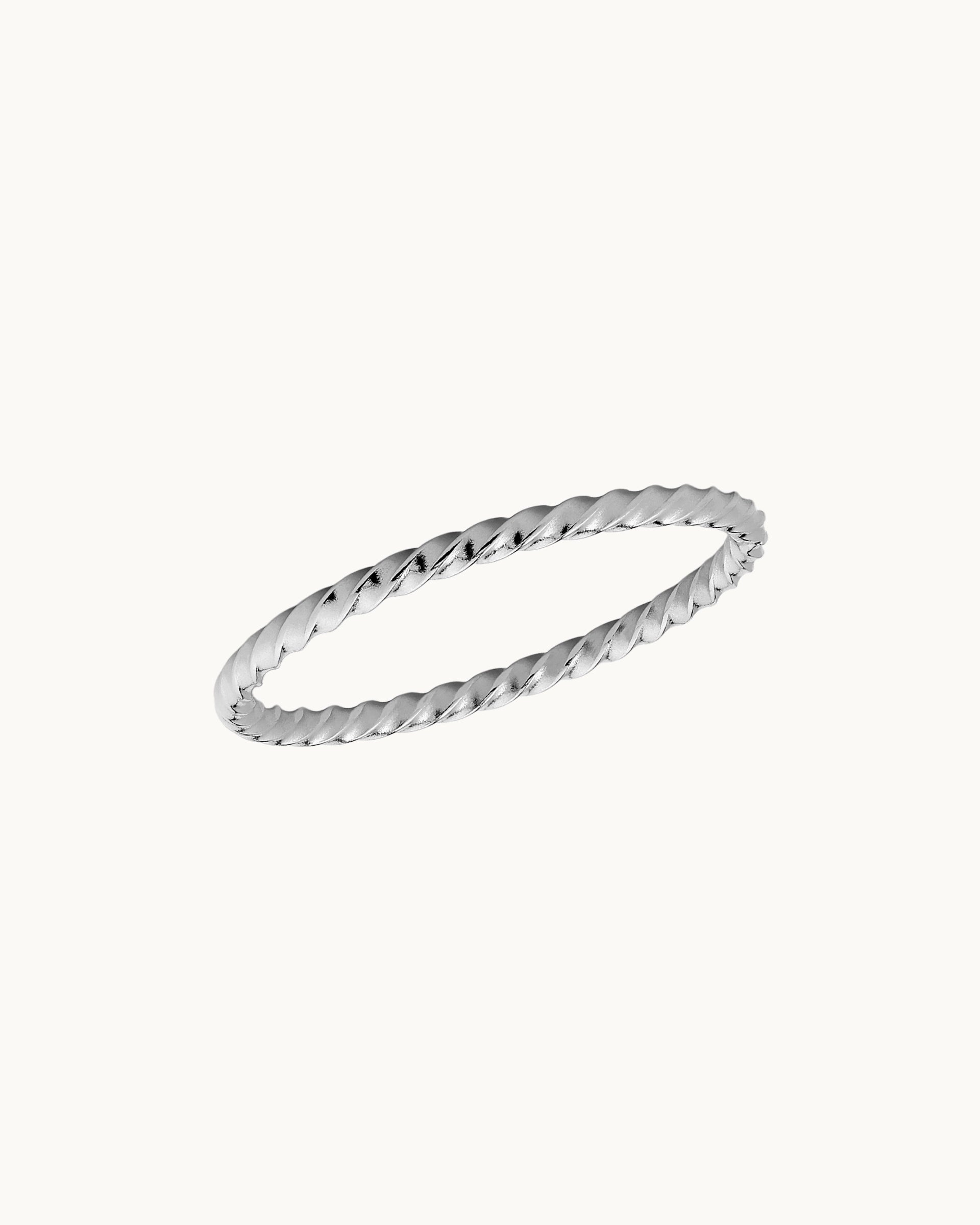 Jayda Twisted Ring in Silver
