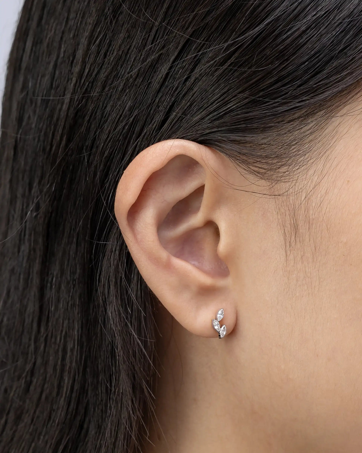 Lianna Leaf Labret Flatback Earrings in Silver - L