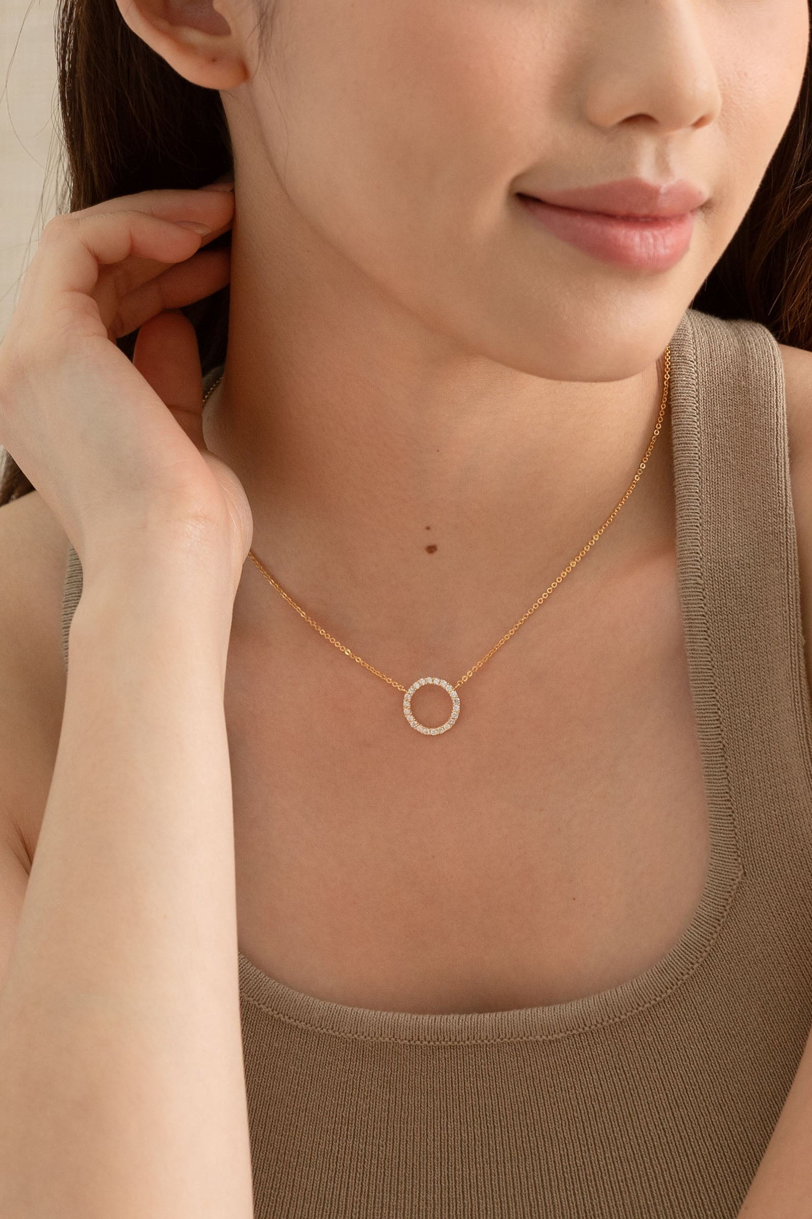 Gabriella Halo Necklace in Gold